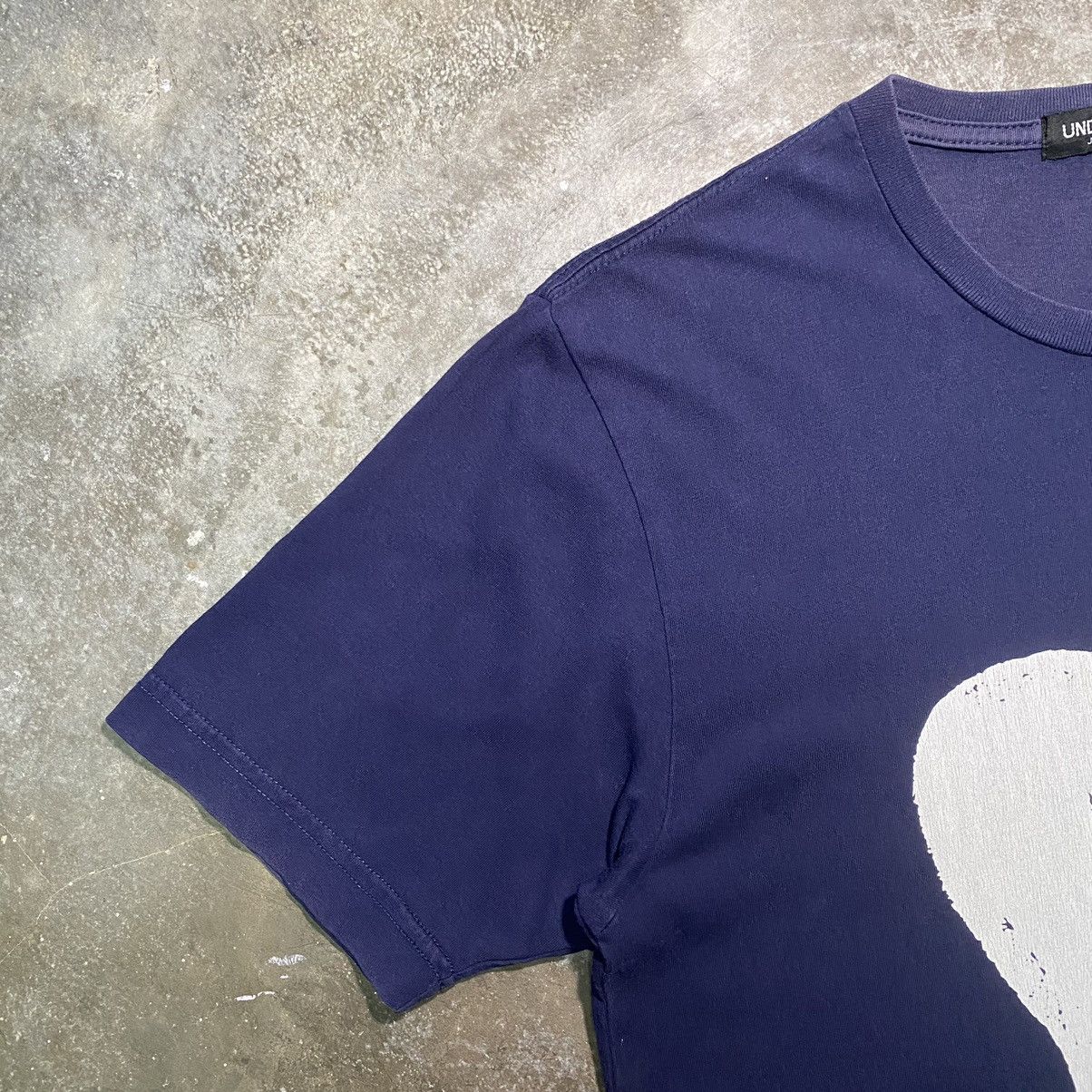 Undercover Vintage Undercover Jun Takahashi gilapple T Shirt Size US M / EU 48-50 / 2 - 4 Thumbnail
