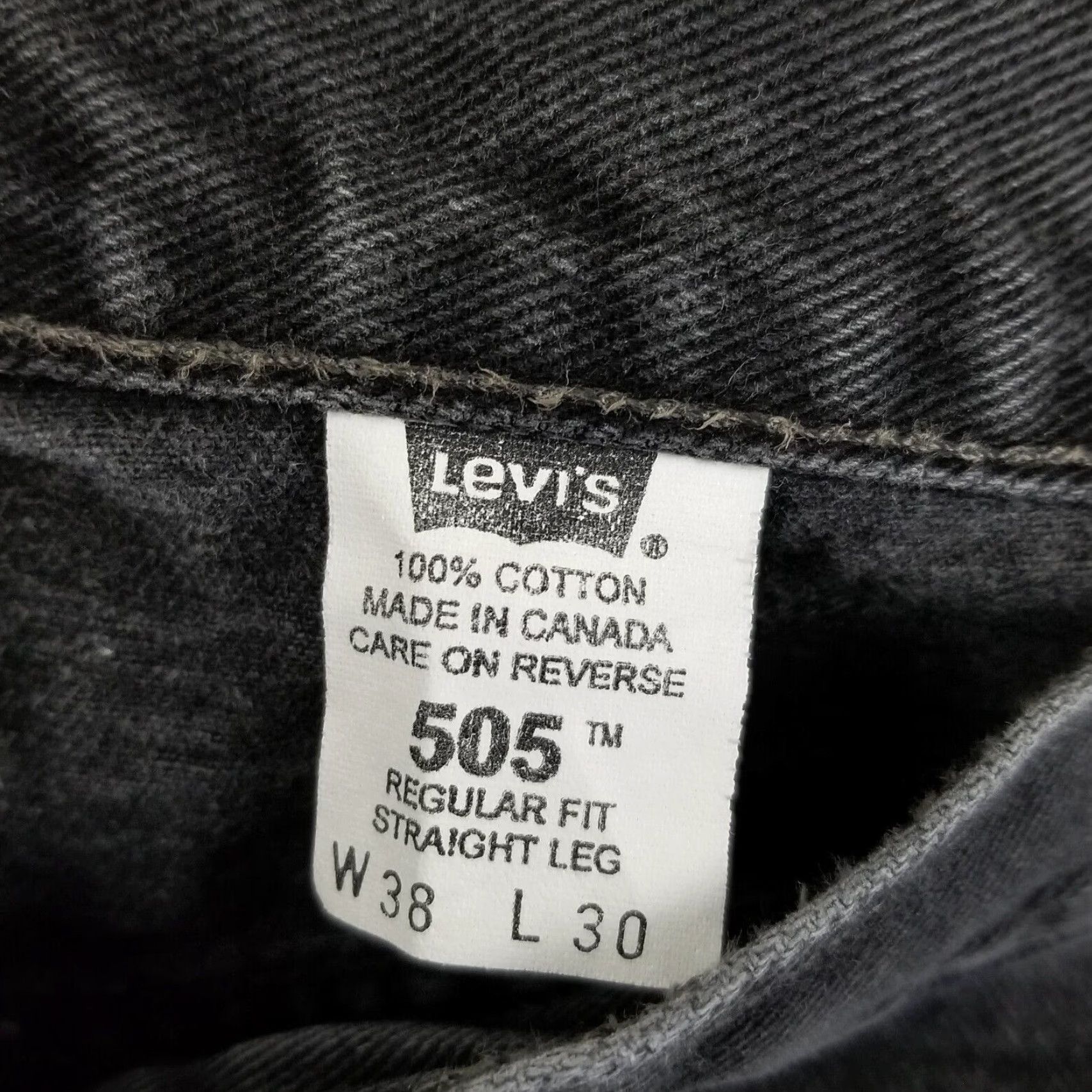 Levi's VINTAGE Levi's 505 Jeans Men 36X30 Dark Denim Black Relaxed Fit Canadian Made Size US 36 / EU 52 - 3 Thumbnail