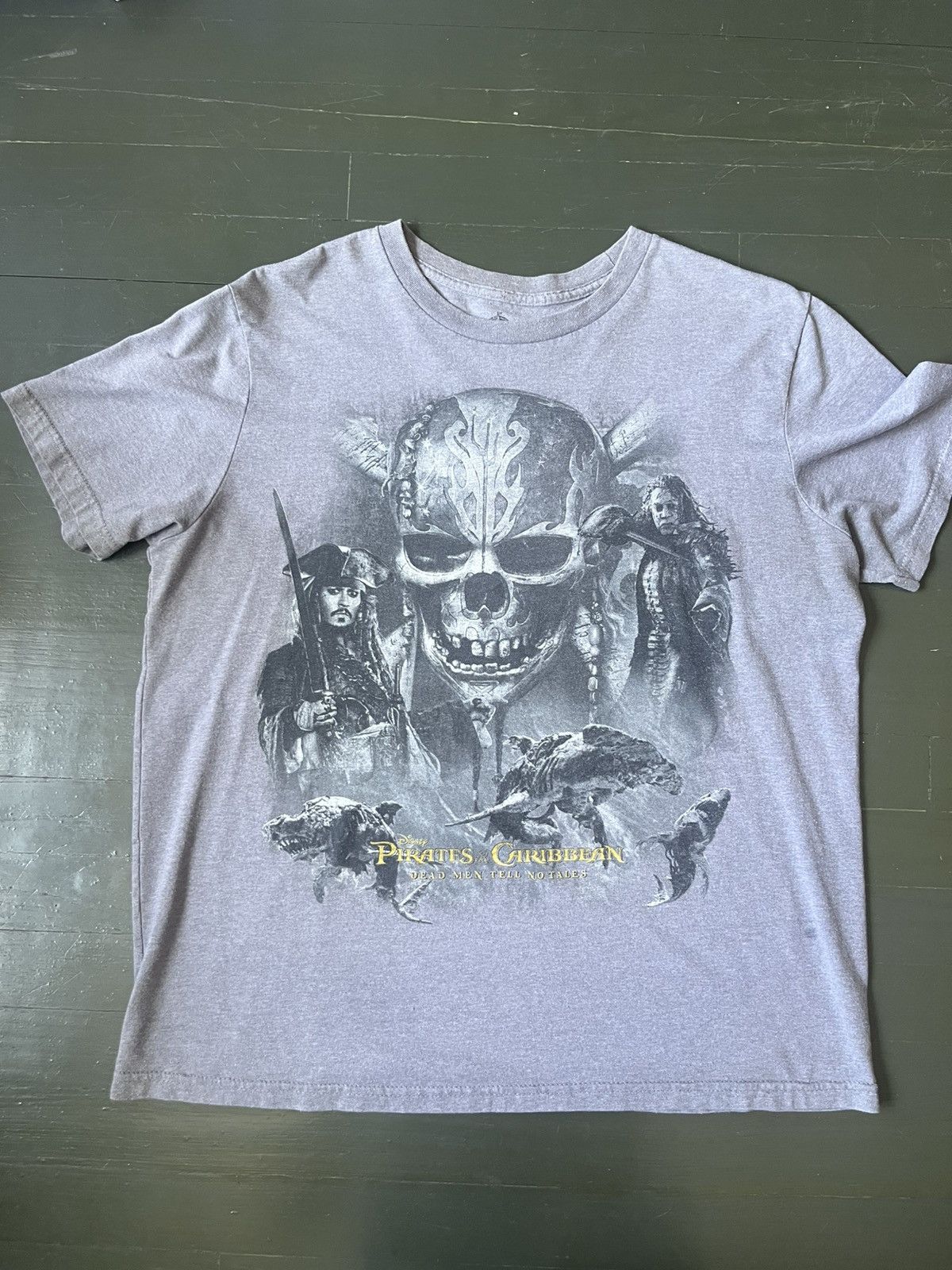 Disney Vintage Pirates of the Caribbean t shirt Size US L / EU 52-54 / 3 - 1 Thumbnail