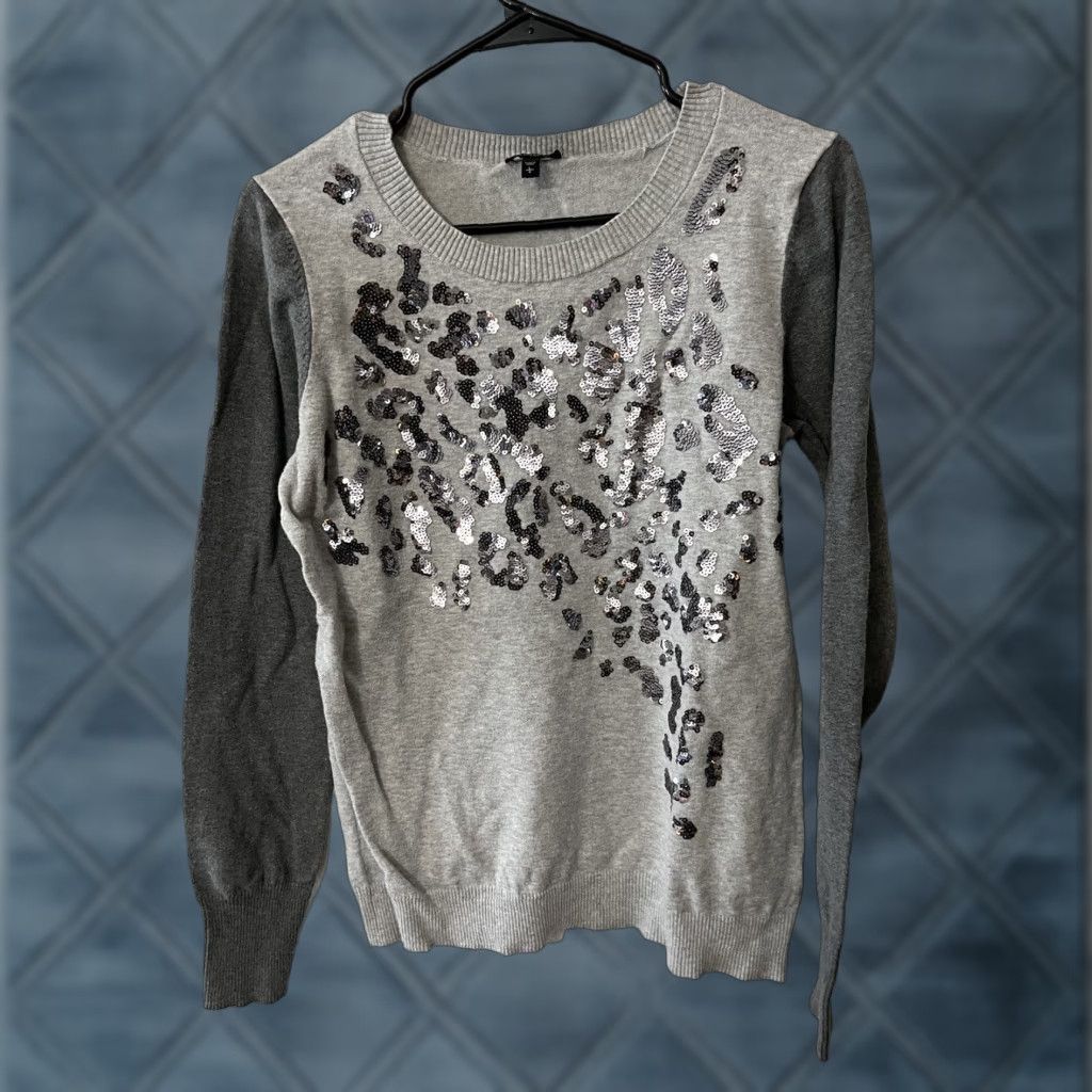 Express EXPRESS Sweater Pullover Gray Womens Large Size L Knit Lightweight 3/4 Sleeve Round Neck Bedazzled Pullover Size L / US 10 / IT 46 - 1 Thumbnail