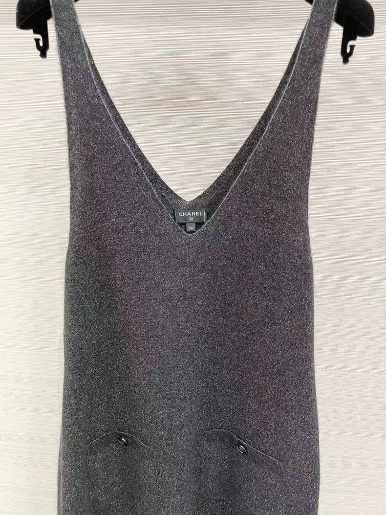 Chanel Chanel Large v-neck split knitted skirt Size XXS / US 00 / IT 34 - 4 Thumbnail