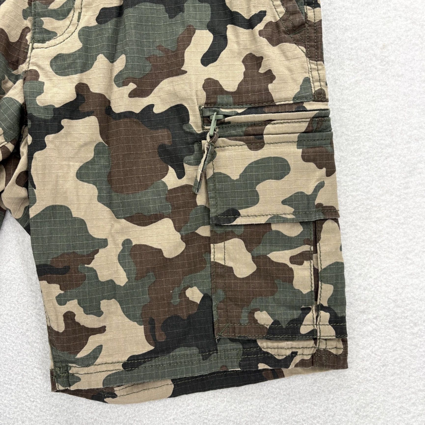 Vintage Sonoma Cargo Shorts Mens 30 Green Camo Stretch 10" Workwear NWT Ripstop Size US 30 / EU 46 - 2 Thumbnail
