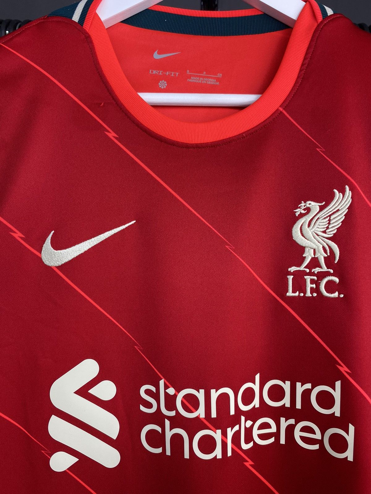 Nike 2020/21 NIKE LIVERPOOL HOME SOCCER FOOTBALL JERSEY SHIRT Size US S / EU 44-46 / 1 - 5 Thumbnail