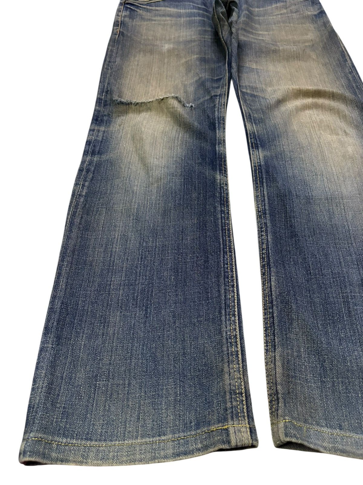 Japanese Brand Vintage Japanese Brand Mud Wash Distressed Loose Jeans Size US 32 / EU 48 - 6 Thumbnail
