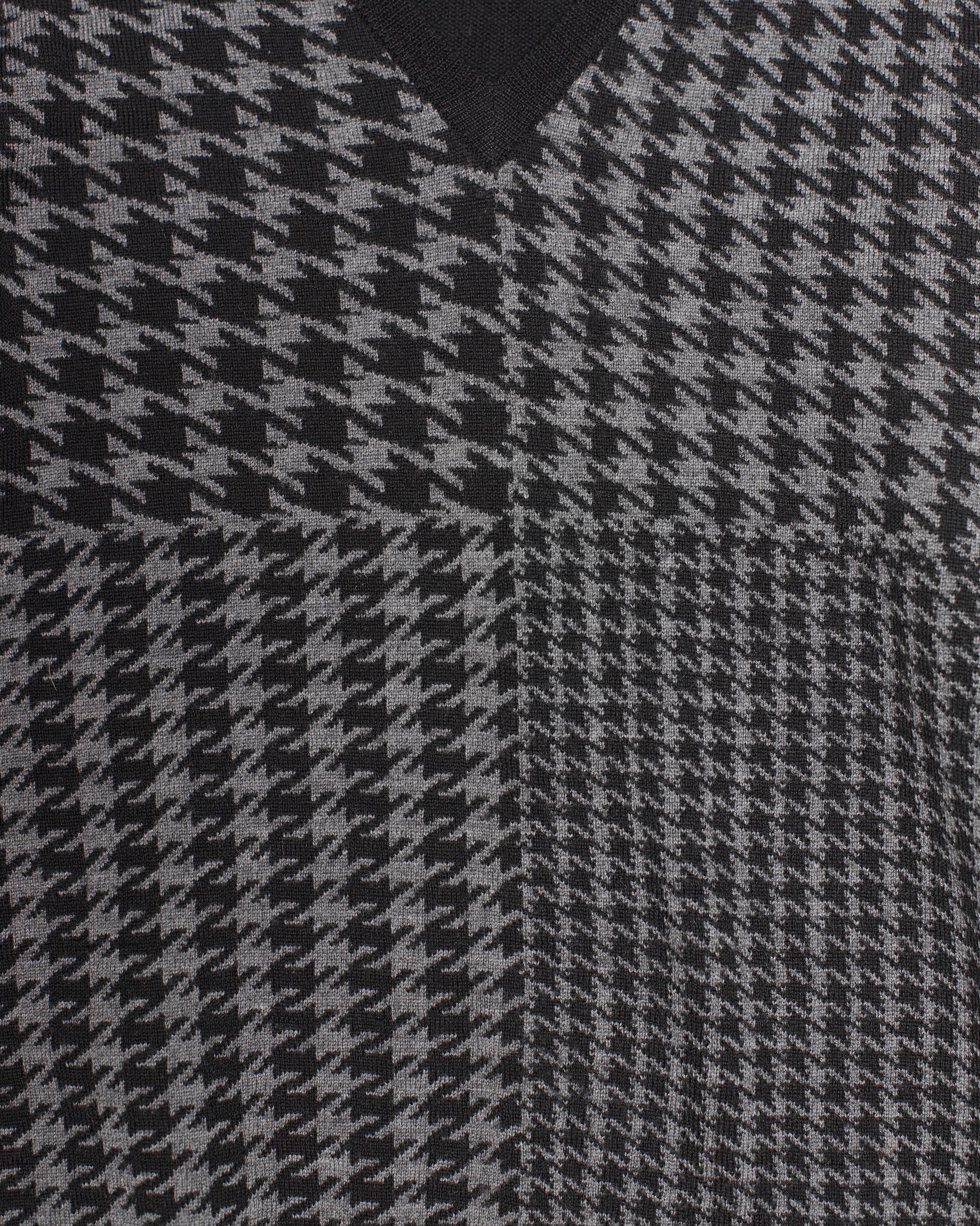 Veronique Branquinho Veronique Branquinho Houndstooth V Neck Sweater Size US S / EU 44-46 / 1 - 3 Thumbnail