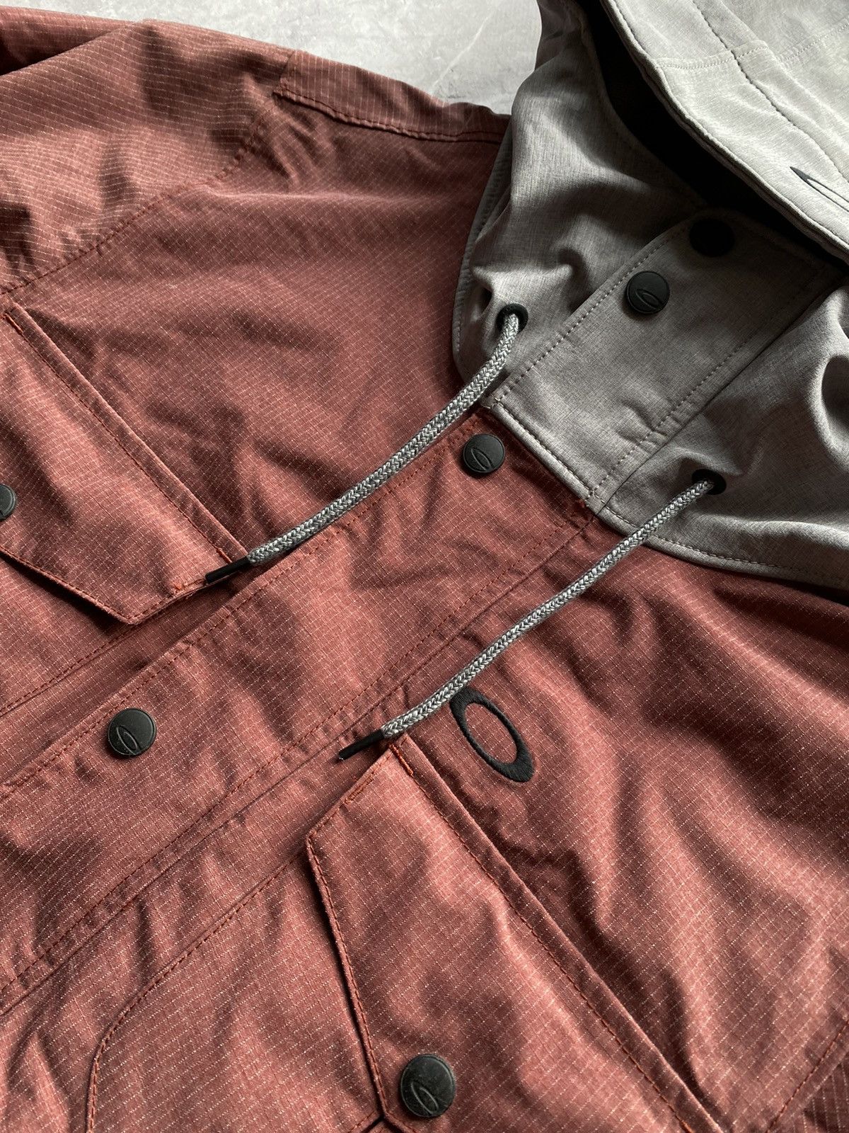 Oakley Rare Y2K Oakley Light Gorpcore Rain Outdoor Jacket Gorpcore Size US S / EU 44-46 / 1 - 4 Thumbnail