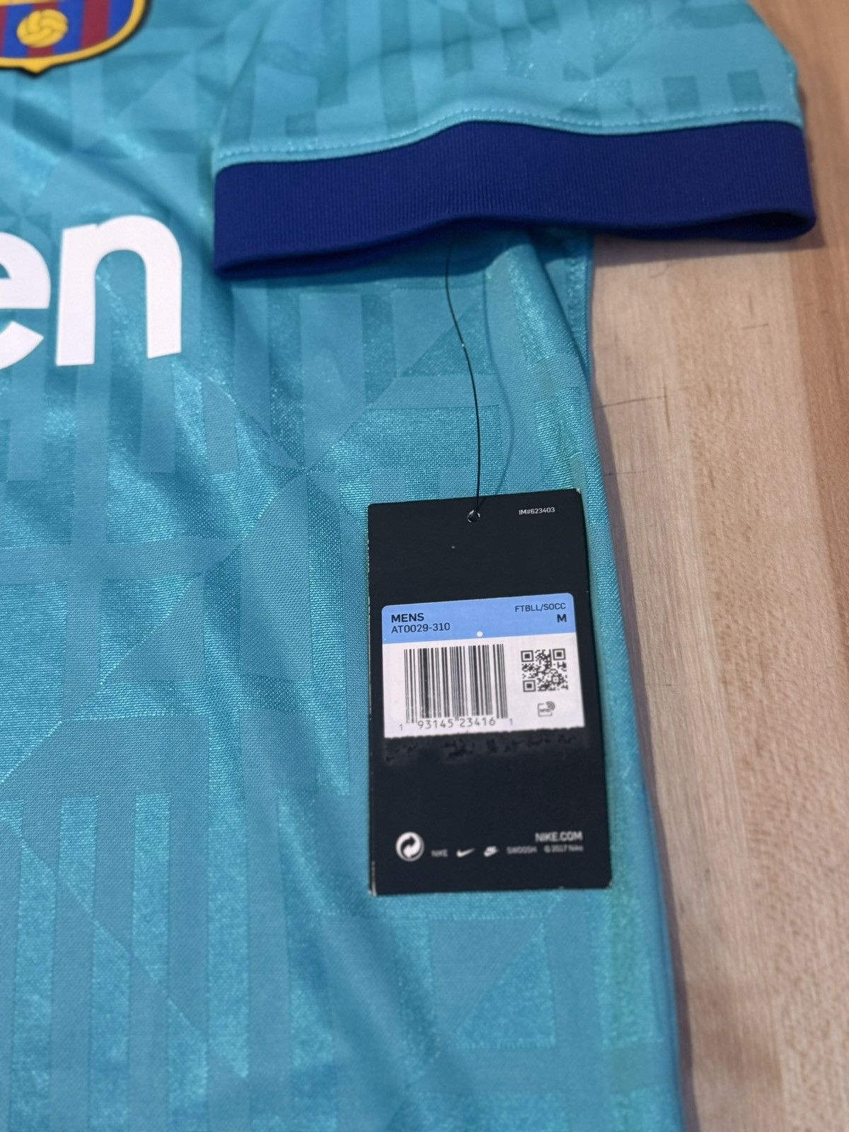 Nike Nike BNWT FC Barcelona 19-20 3rd Jersey Pique #3 Mens Medium Size US M / EU 48-50 / 2 - 6 Thumbnail