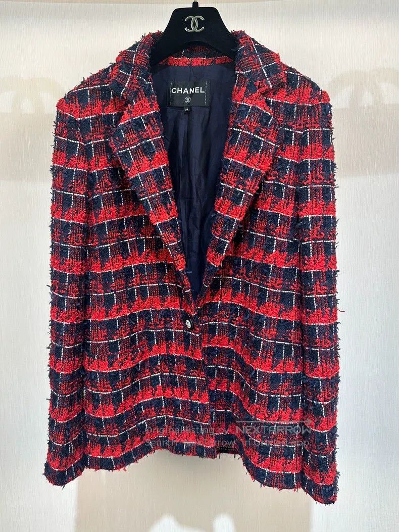 Chanel Chanel 24s red and black plaid jacket Size XS / US 0-2 / IT 36-38 - 2 Thumbnail