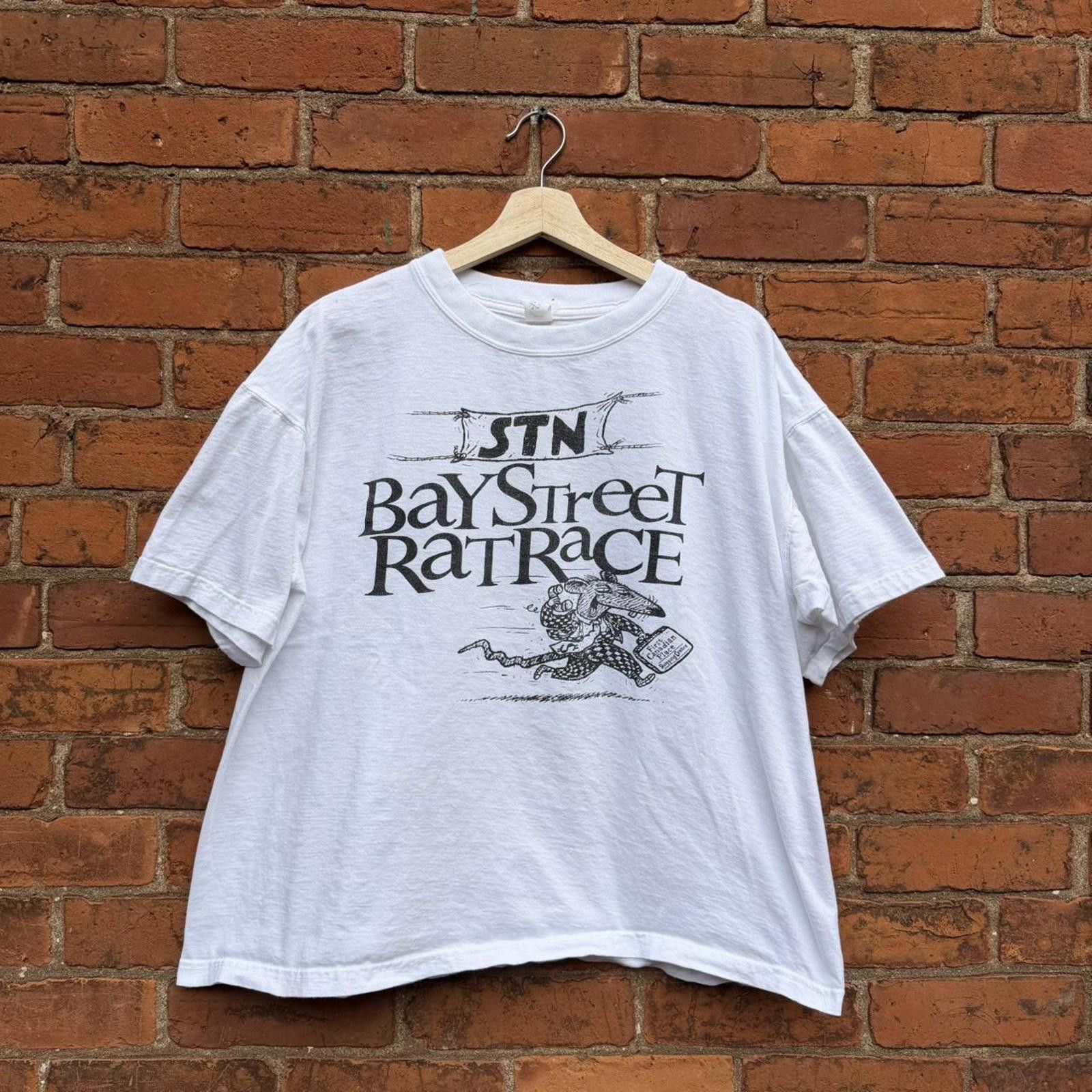 Vintage Bay Street rat race marathon t shirt 1995 RARE BOXY