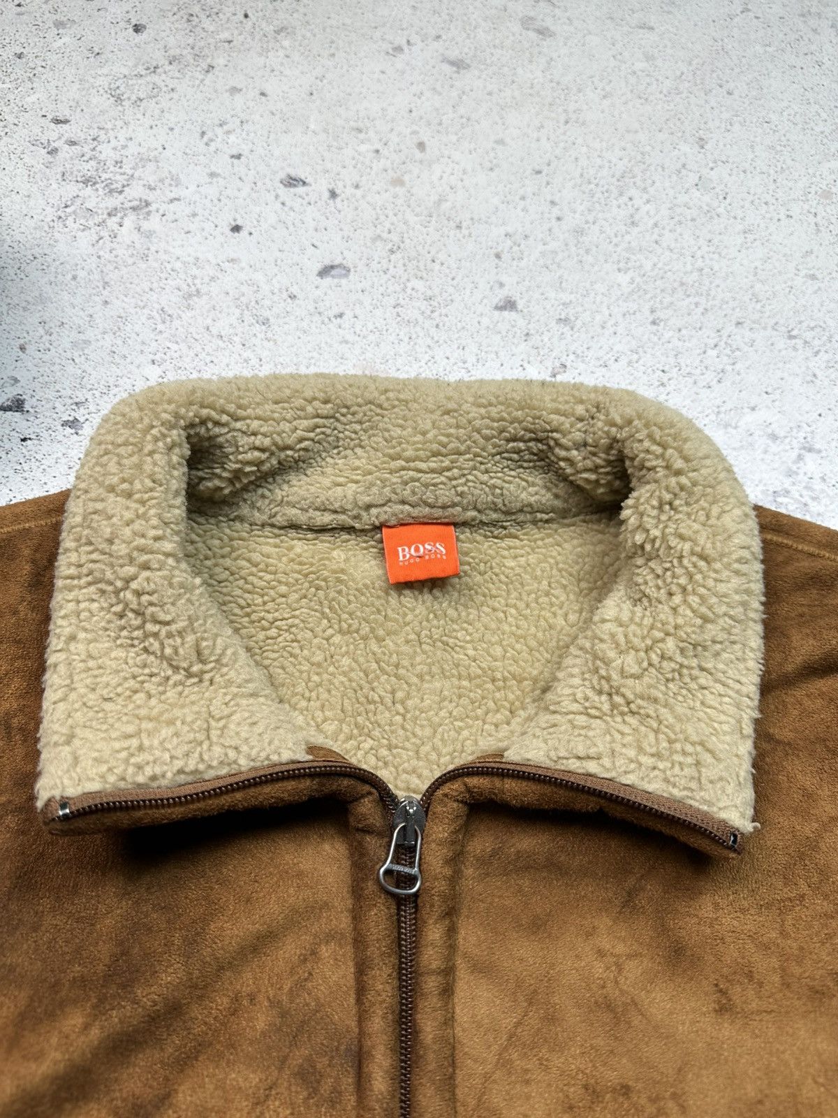Hugo × Vintage Beautiful Men's HUGO BOSS Tan Faux Sheepskin & Fleece Jacket Size US L / EU 52-54 / 3 - 6 Thumbnail