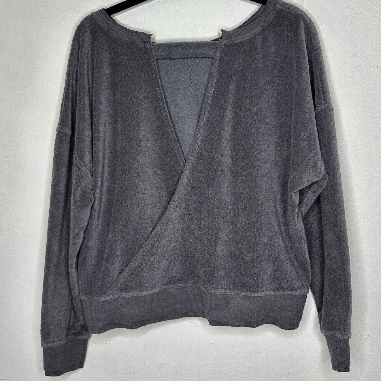 Other Joy Lab Gray Long Sleeve Crop Sweater Faux Wrap Open VBack S Size S / US 4 / IT 40 - 5 Thumbnail