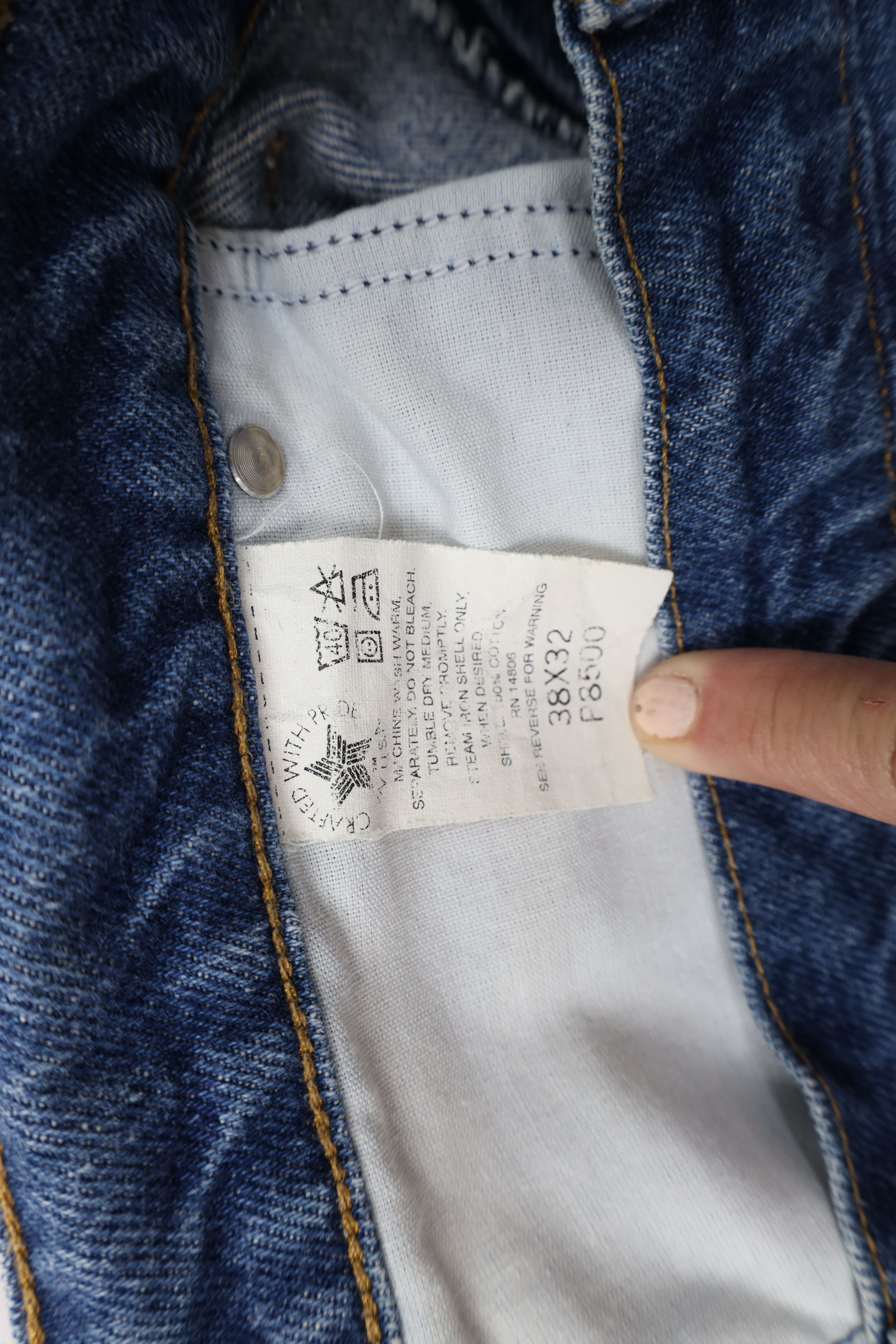 Carhartt × Vintage Vintage 90s Carhartt Spell Out Straight Leg Denim Jeans USA Size US 38 / EU 54 - 9 Thumbnail