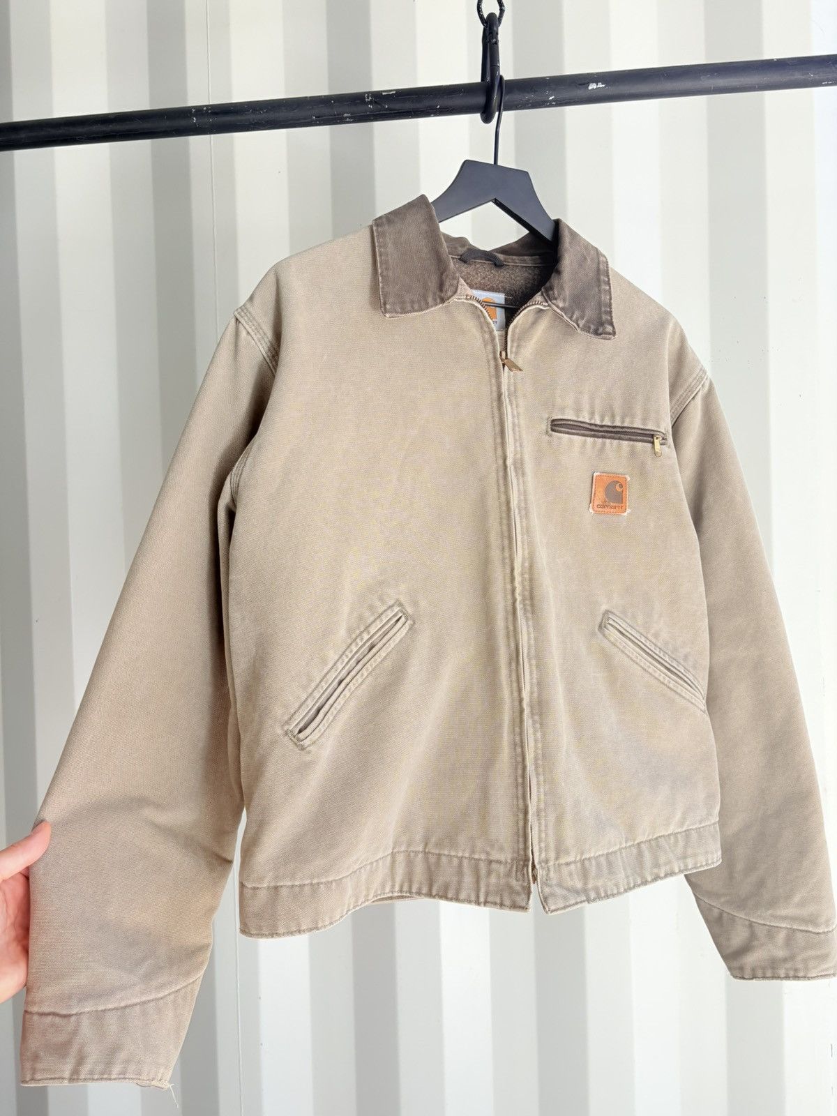 Carhartt Vintage Carhartt Detroit Faded Thrashed Jacket GRUNGE Size US L / EU 52-54 / 3 - 1 Thumbnail
