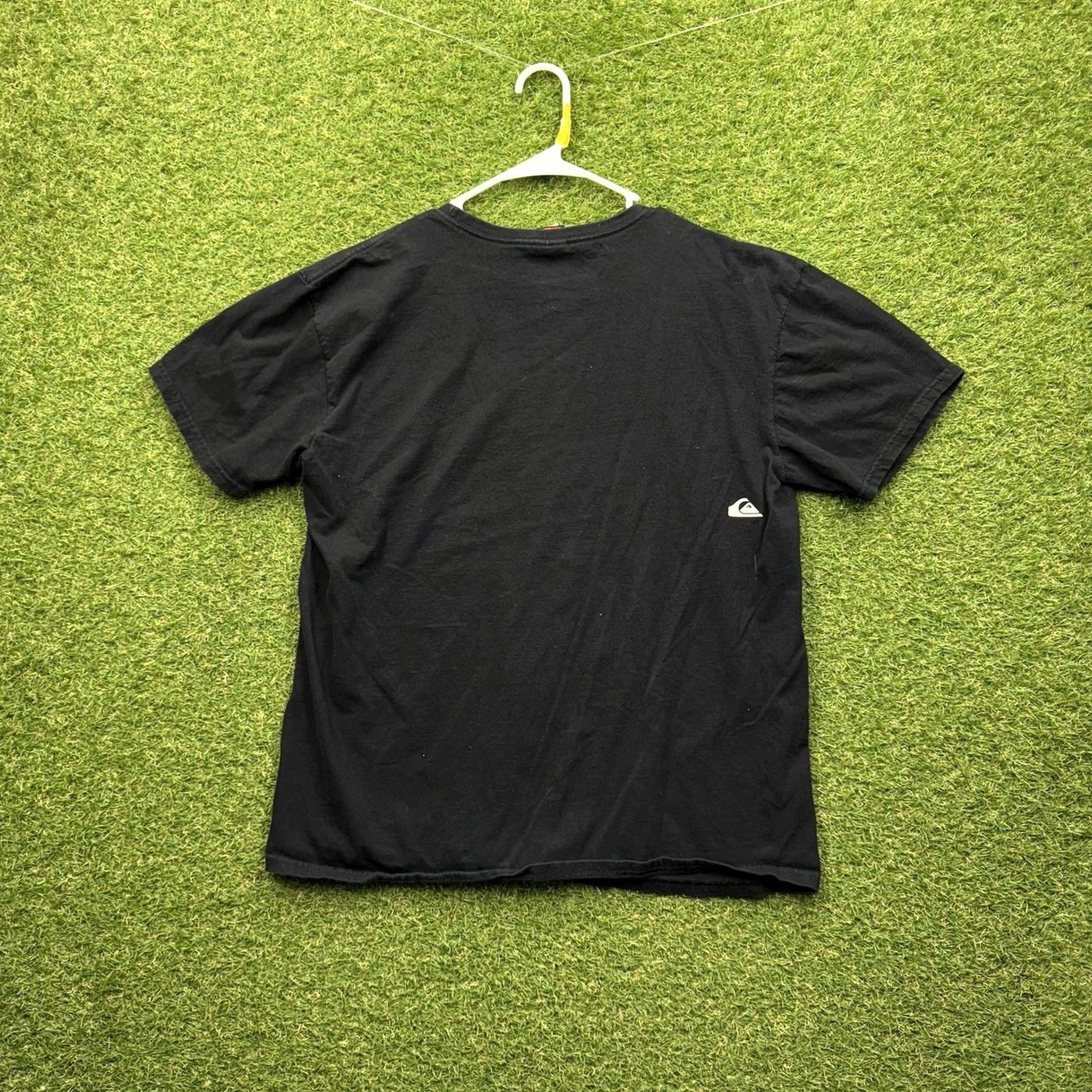 Quiksilver Quiksilver Shirt Mens L Black Casual 2000s Y2K Slim Fit Vintage T-Shirt Womens? Size US L / EU 52-54 / 3 - 2 Thumbnail