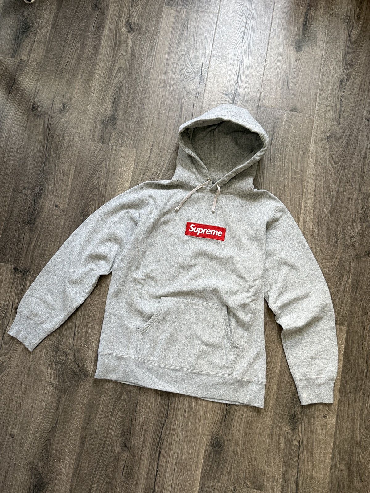 Supreme 2012 Supreme Grey Box Logo Hoodie Size US L / EU 52-54 / 3 - 1 Thumbnail