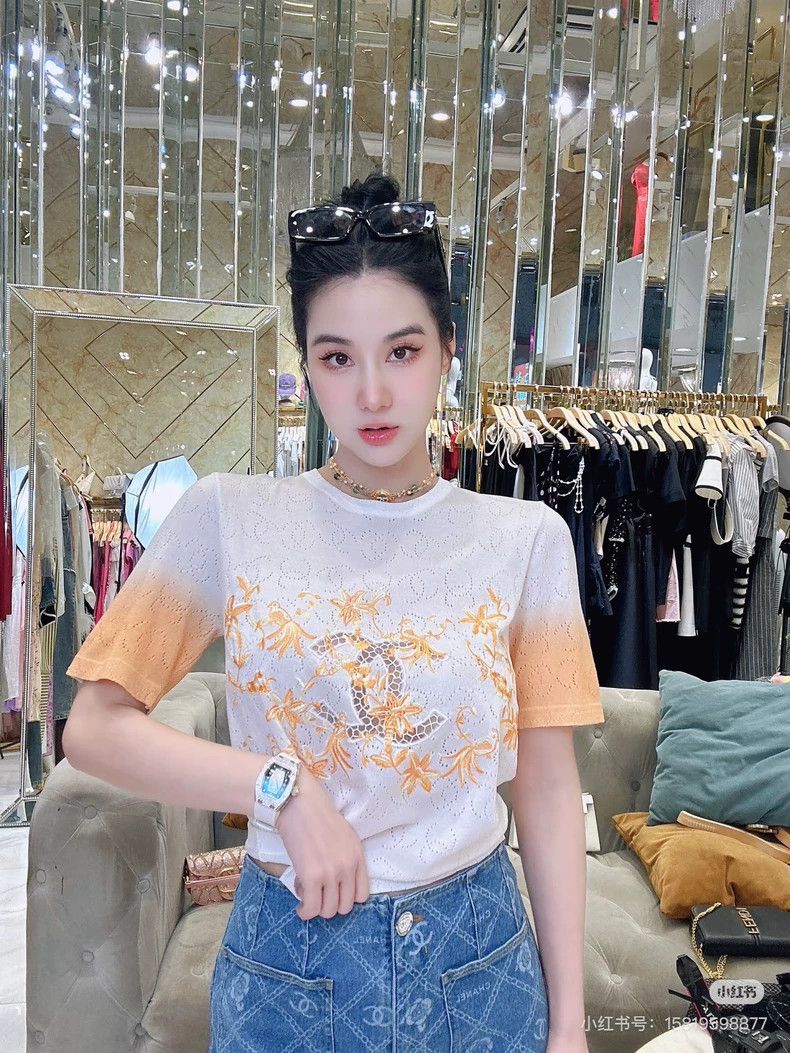 Chanel Chanel 23A Handicraft Workshop White Orange Gradient Hollo Size XS / US 0-2 / IT 36-38 - 9 Thumbnail