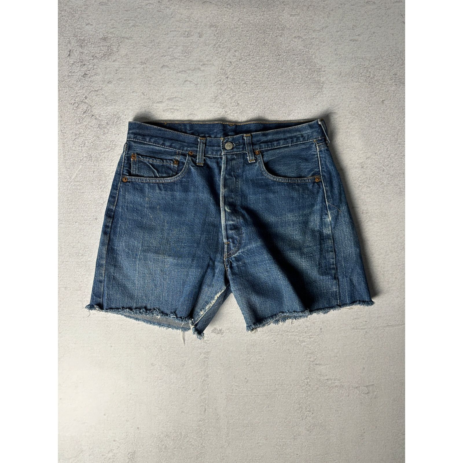 Levi's Vintage Levis 501 Blue Jean Shorts - Women's 34W5L Size 34" / US 12 / IT 48 - 1 Thumbnail