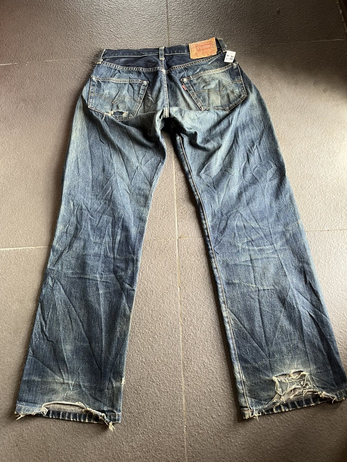 Levi's Vtg Big E 501 Levi’s Selvedge V-Stitch Distressed Late 90’s Size US 28 / EU 44 - 9 Thumbnail