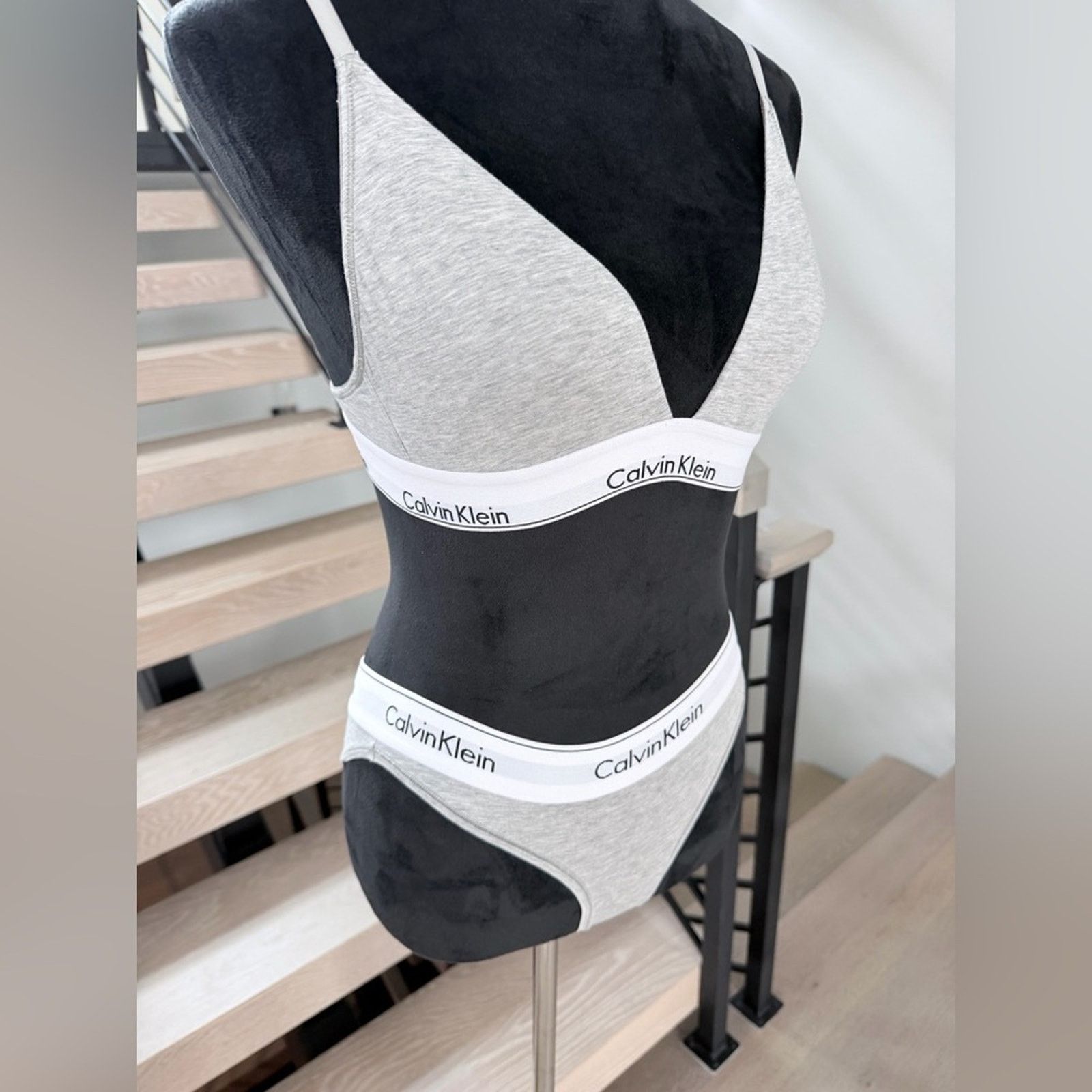 Calvin Klein Calvin Klein Light Gray Logo Triangle Bralette & Brief Set S Size ONE SIZE - 5 Thumbnail