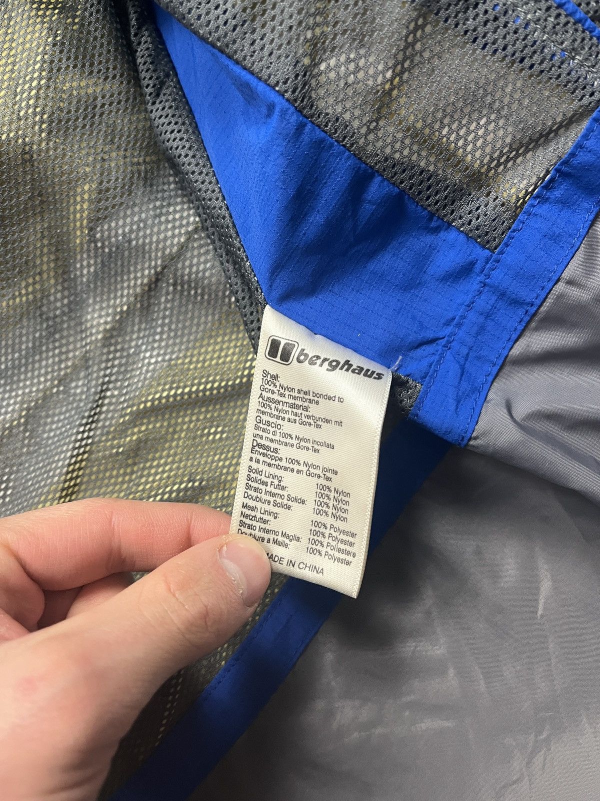 Berghaus × Vintage Vintage Berghaus Mera Peak Gore-Tex Nylon Rain Jacket Rare Size US XL / EU 56 / 4 - 19 Thumbnail