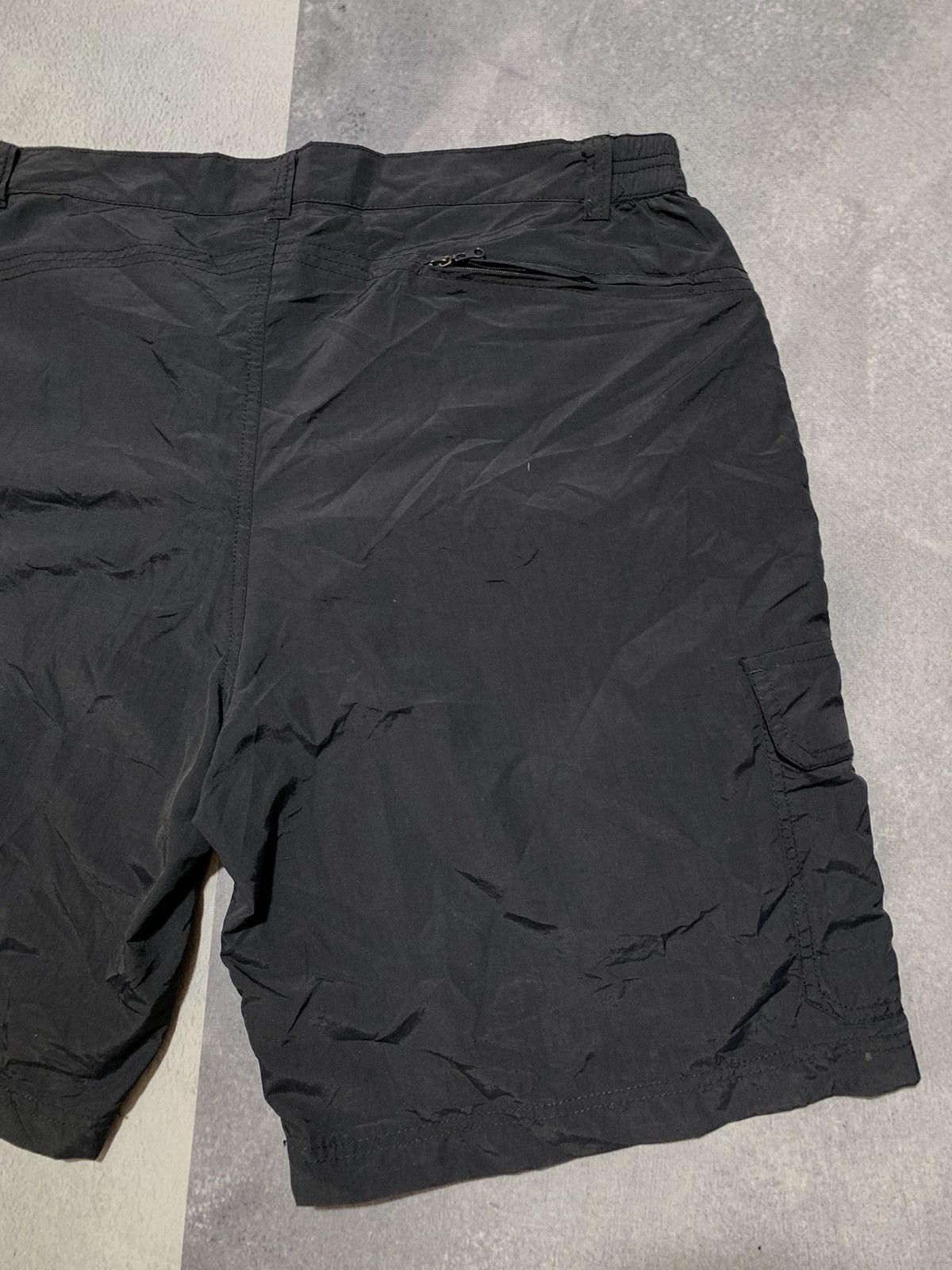 Vintage Vintage Y2K cargo nylon shorts outdoor style size XL Size US 36 / EU 52 - 8 Thumbnail