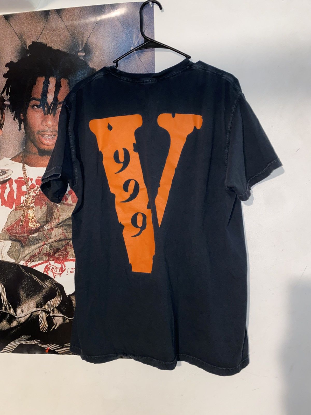 Vlone Legends never die Vlone juice wrld tee Size US L / EU 52-54 / 3 - 2 Thumbnail
