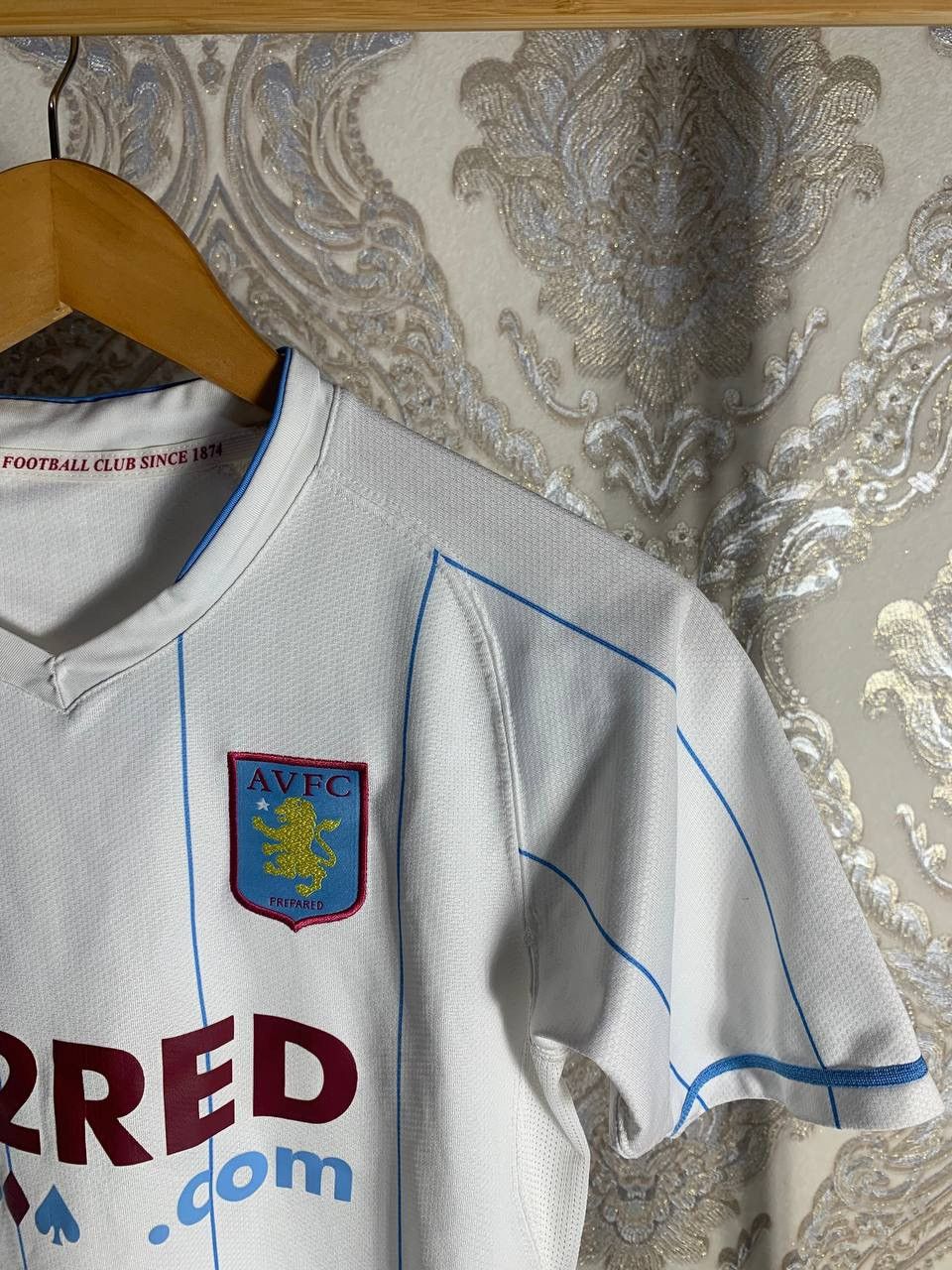 Nike VINTAGE NIKE FC ASTON VILLA ENGLAND RETRO SOCCER JERSEY 90s Size US XS / EU 42 / 0 - 2 Thumbnail