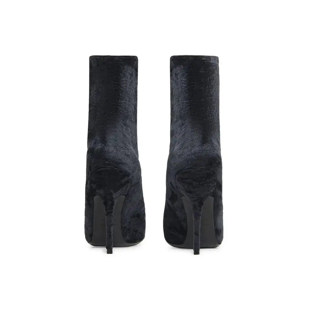 Balenciaga o1w1db10625 Knife 110mm Booties in Black Size US 7.5 / IT 37.5 - 5 Thumbnail