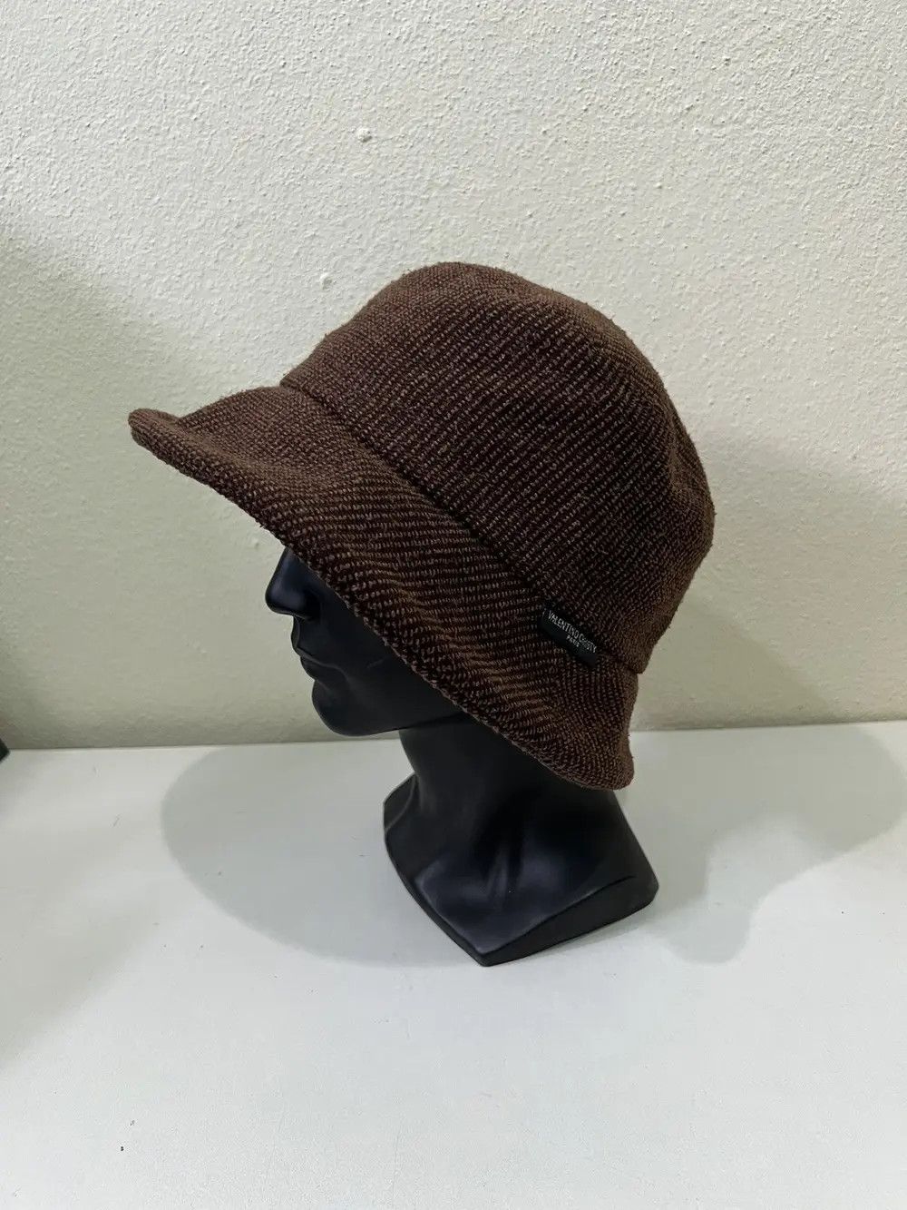 Vintage Vintage Valentino Christy Paris Bucket Hat Size ONE SIZE - 3 Thumbnail