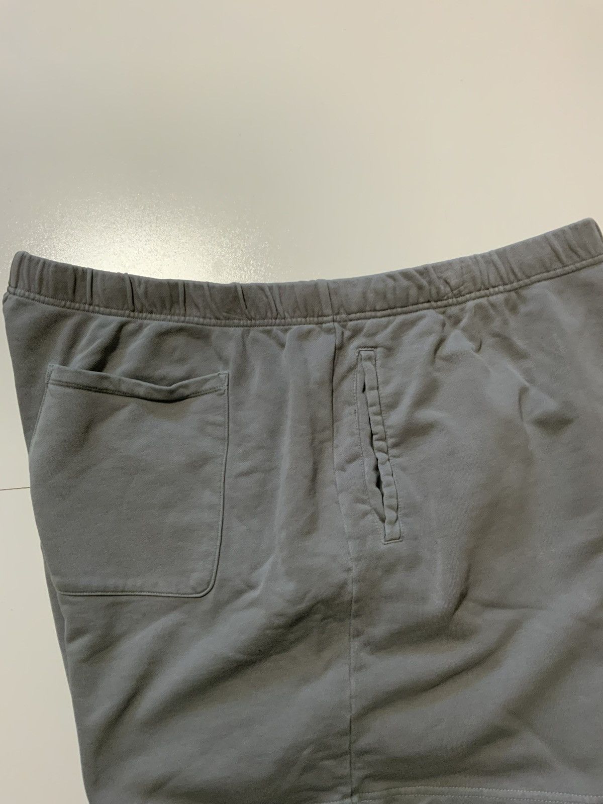 Other Skims Terry Fleece Pigment Dyed Gray 5” Inseam Sweat Shorts Size US 42 / EU 58 - 8 Thumbnail