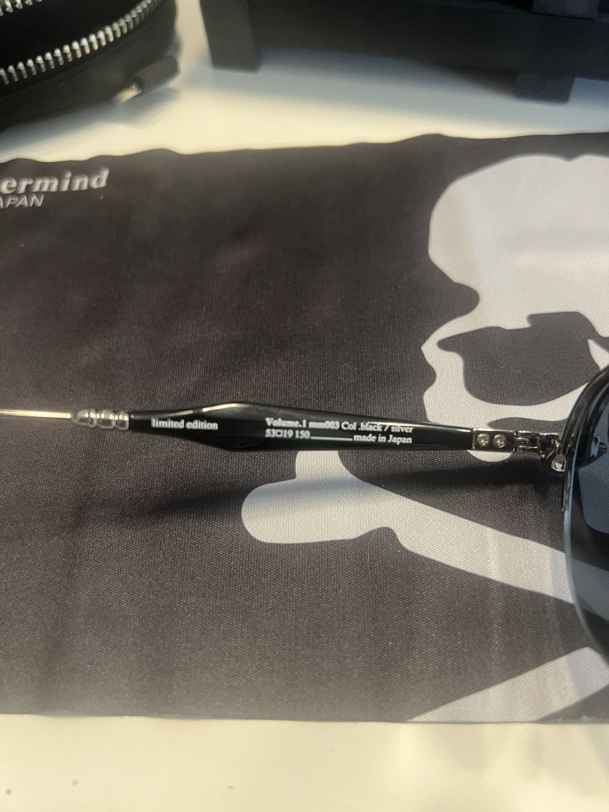 Mastermind Japan 1 of 500 limited edition mastermind sunglasses Size ONE SIZE - 5 Thumbnail