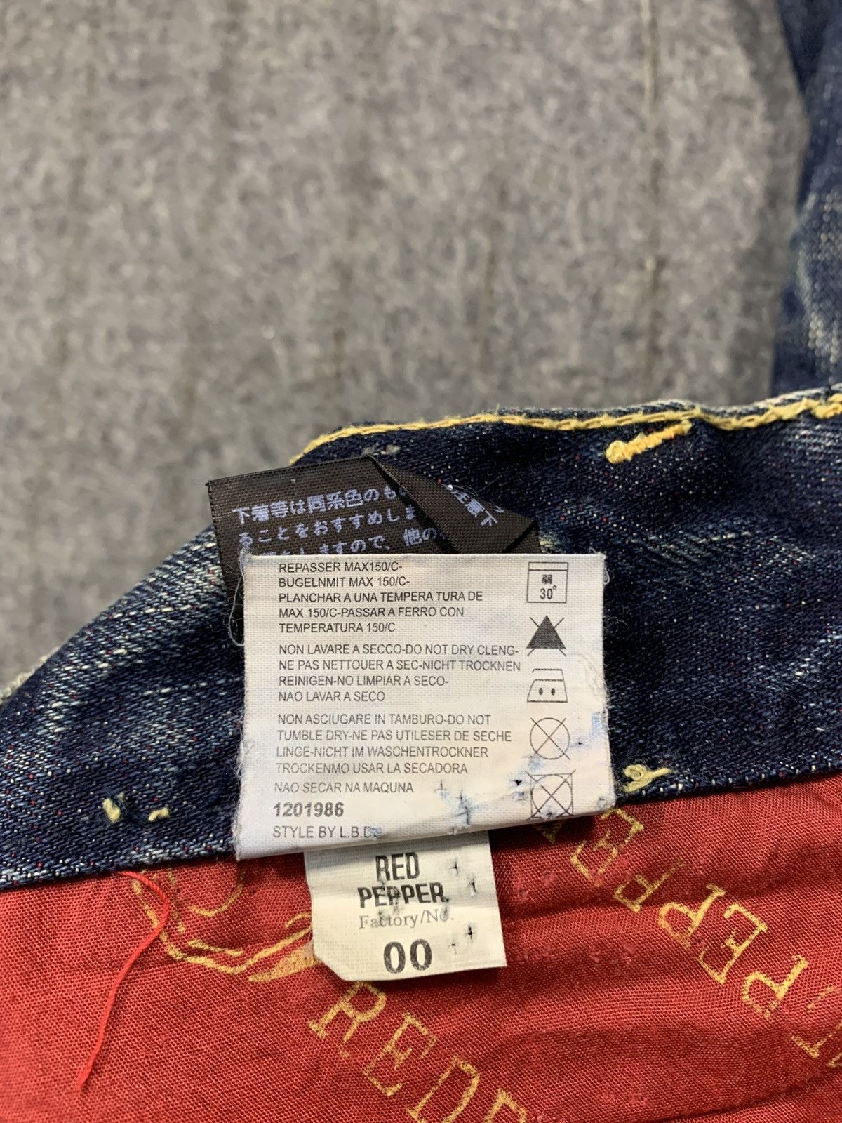 Japanese Brand Red Pepper Gold Label Embroidery Logo Indigo Denim Jeans Size US 30 / EU 46 - 12 Thumbnail