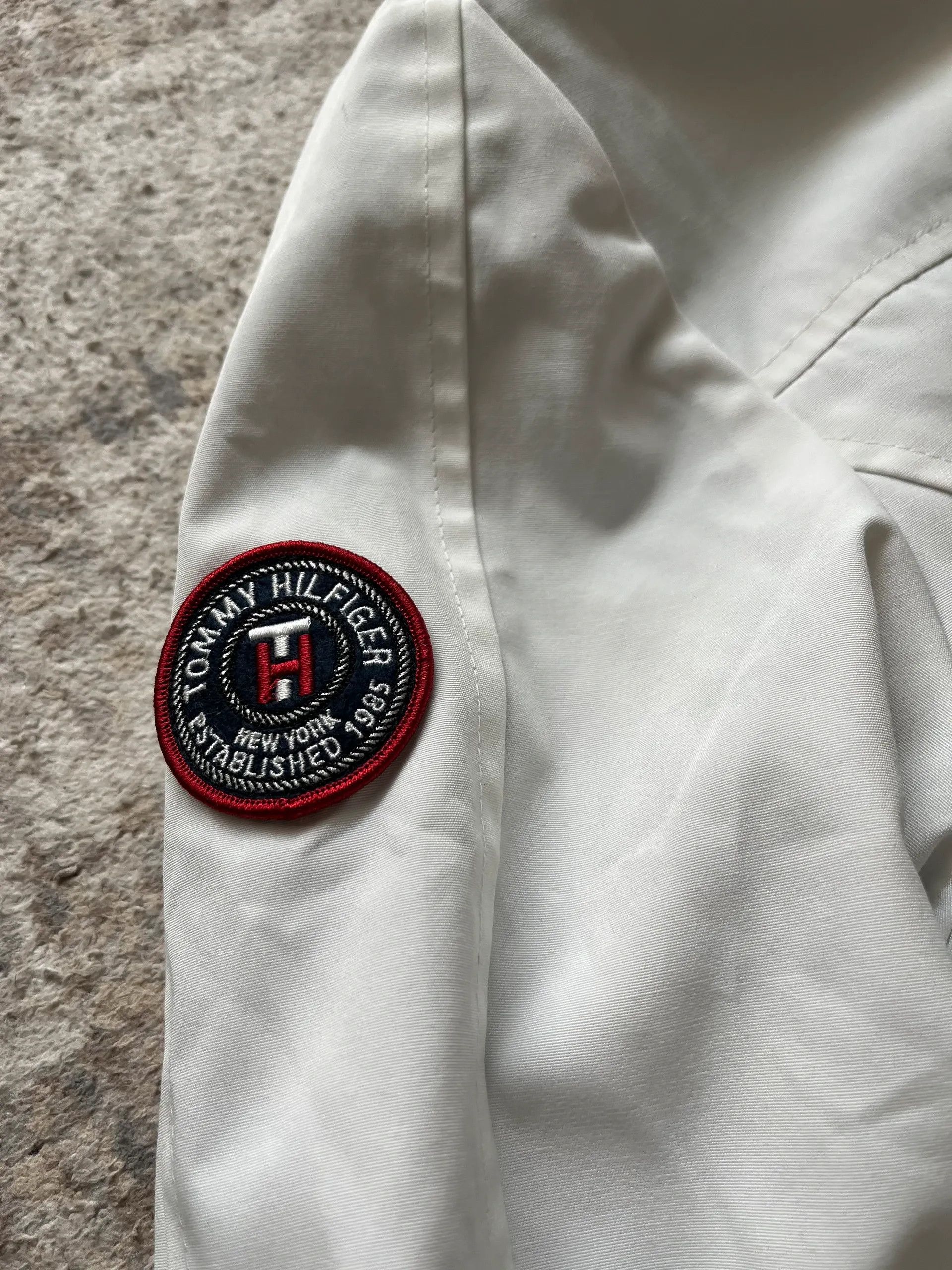 Tommy Hilfiger Tommy Hilfiger Jacket White Rare Sz M-L Size M / US 6-8 / IT 42-44 - 11 Thumbnail