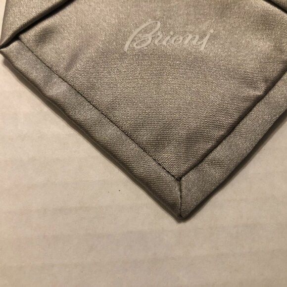Brioni BRIONI MEN'S NEW 100%SILK TIE WIDTH: 3 3/4" LENGTH: 61" Size ONE SIZE - 3 Thumbnail