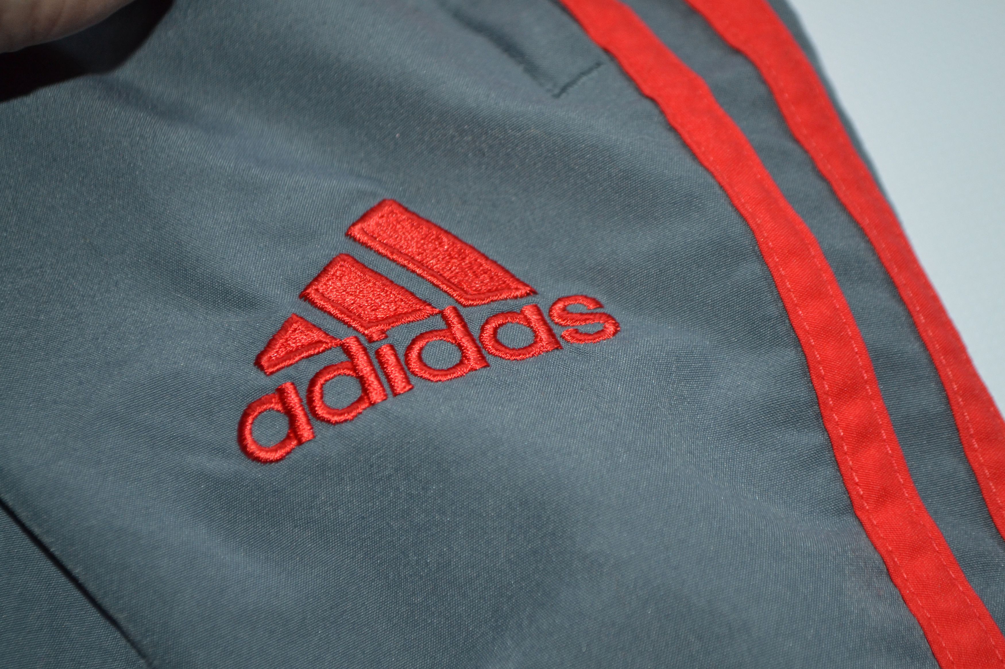 Adidas Benfica Training Vintage Football Pants Soccer Retro Size US 30 / EU 46 - 8 Thumbnail
