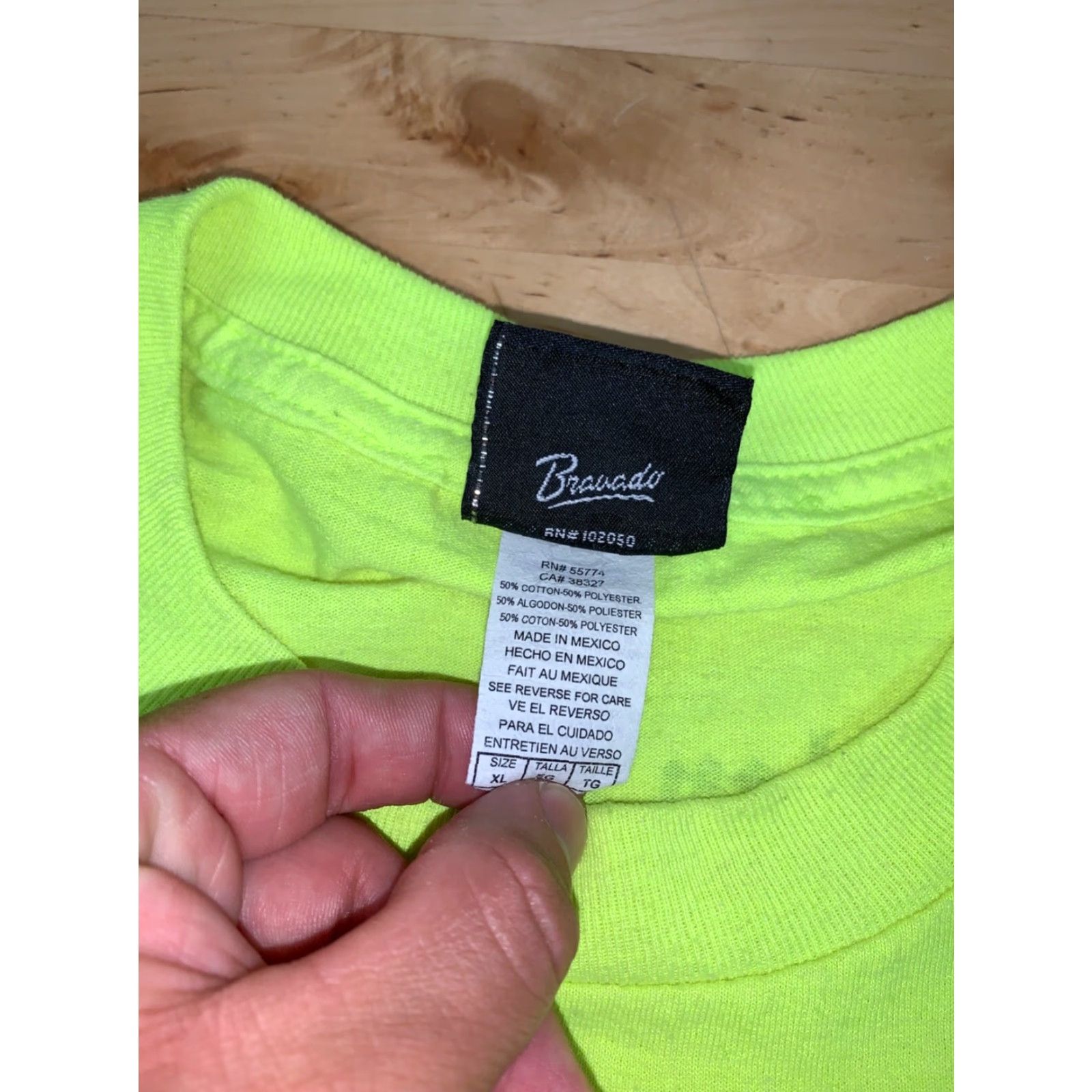 Harley Davidson VINTAGE Harley-Davidson Shirt Mens XL Eagle Kentucky Neon Yellow Casual Work 11218 Size US XL / EU 56 / 4 - 4 Thumbnail