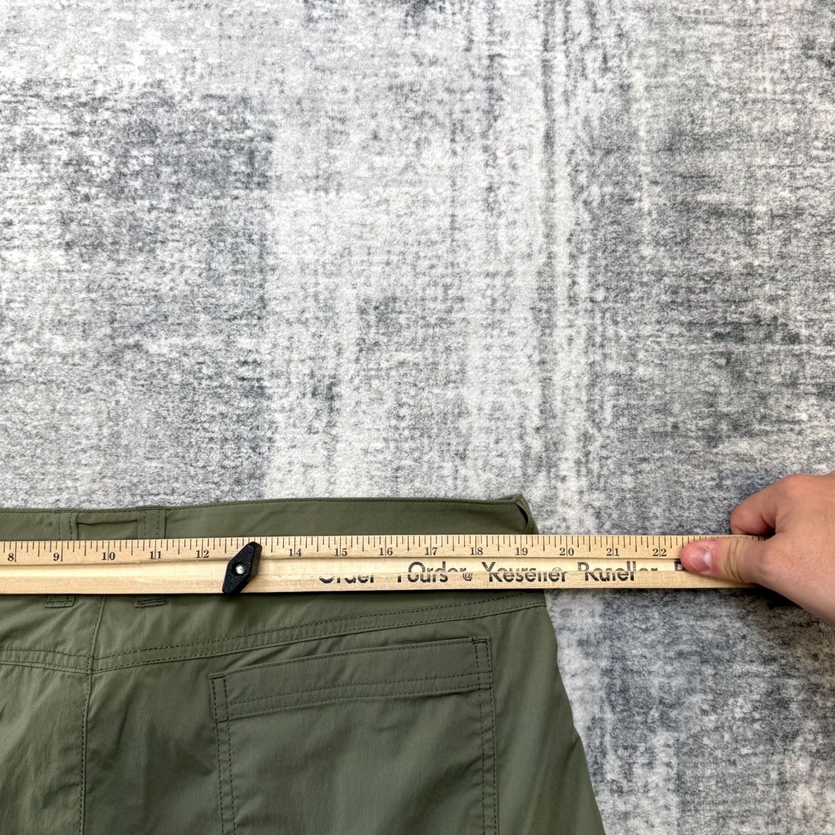 Vintage L.L. Bean Pants Men 38x30 Green Access Trail Cargo Nylon Stretch Hiking Travel UPF Chino Straight Casual Workwear Regular Size 38 Mens Size US 38 / EU 54 - 6 Thumbnail