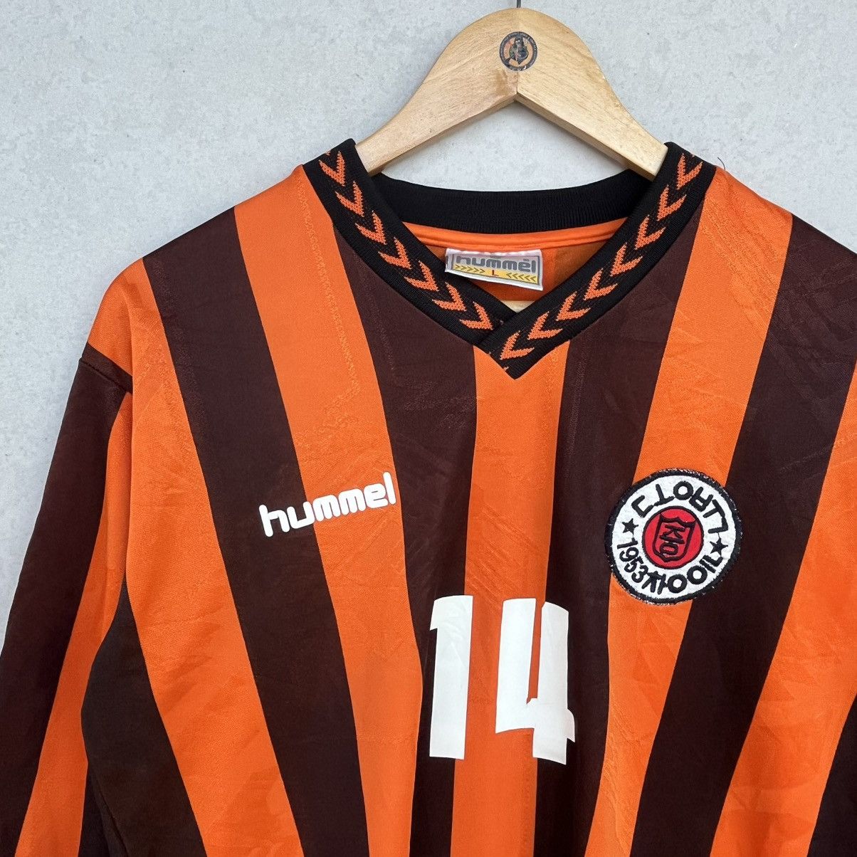 Other Vintage Hummel Embroidered Orange Black Size L Size US L / EU 52-54 / 3 - 4 Thumbnail