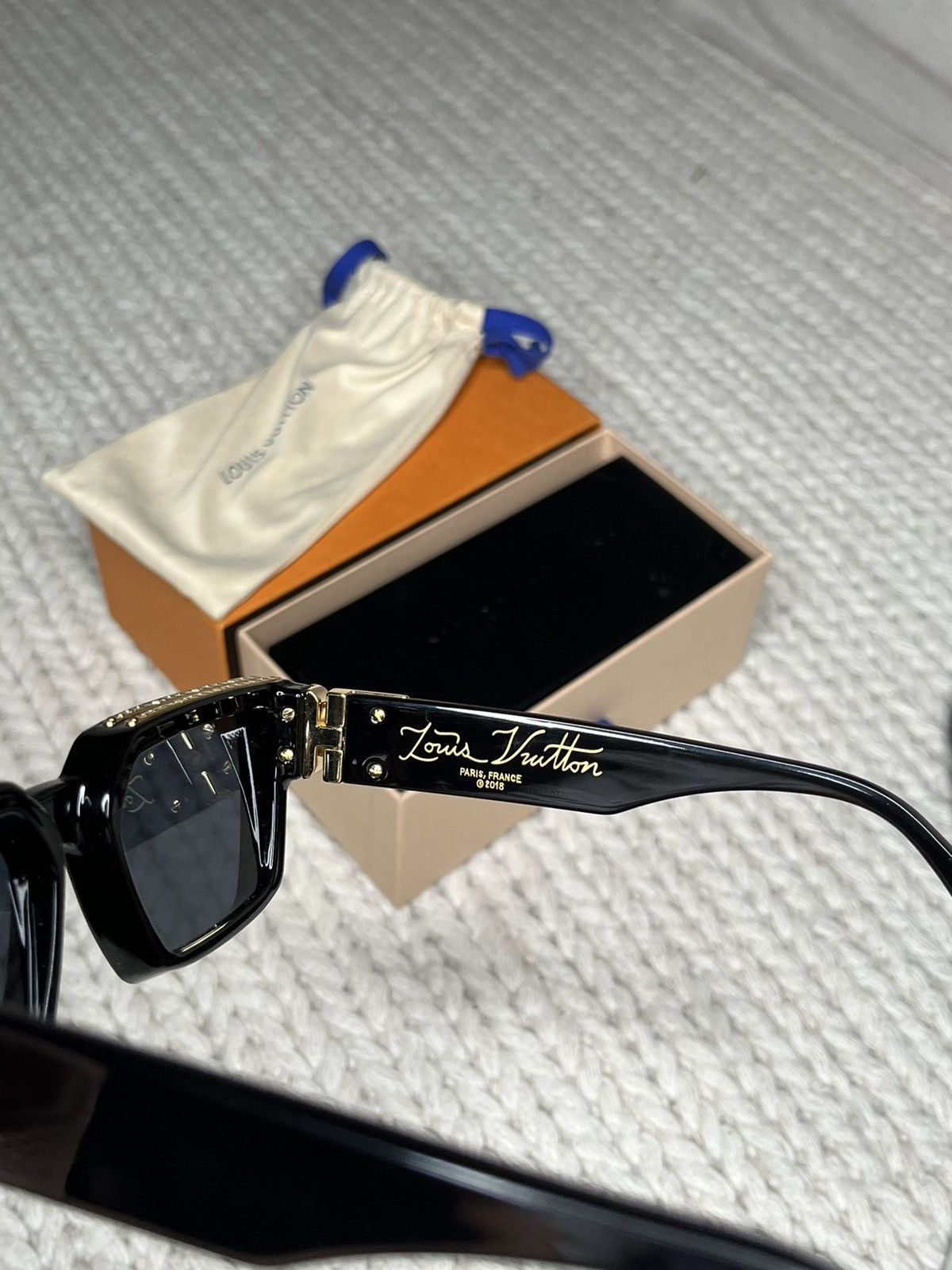 Louis Vuitton 1.1 Millionaires Sunglasses 2018 Size ONE SIZE - 3 Thumbnail