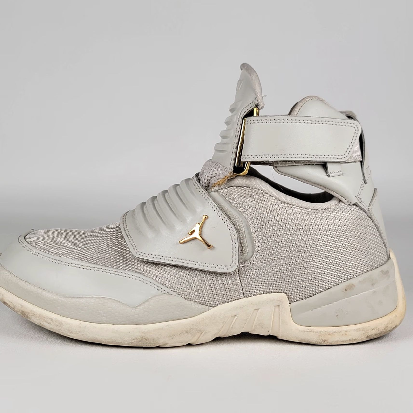 Jordan Brand Jordan Generation 23 Light Bone 2017 Men's athletic Sneaker US 8 White Solid Hook & Loop Mid Top Jordan Generation 23 Mens Shoes Size ONE SIZE - 6 Thumbnail