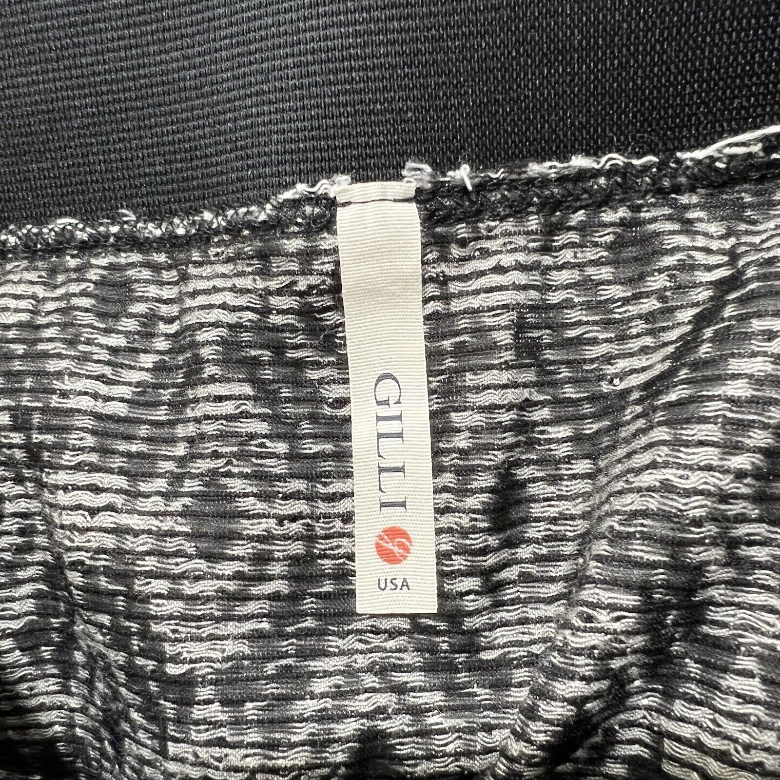 Nordstrom GILLI Kelsey Flared Mini Skirt Black/White Geometric Stretch Size 24" / US 00 / IT 34 - 3 Thumbnail