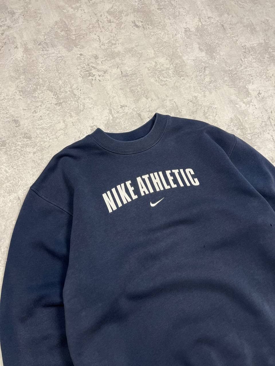 Nike Vintage Nike Athletic Sweatshirt Embroidered Logo Size US S / EU 44-46 / 1 - 4 Thumbnail