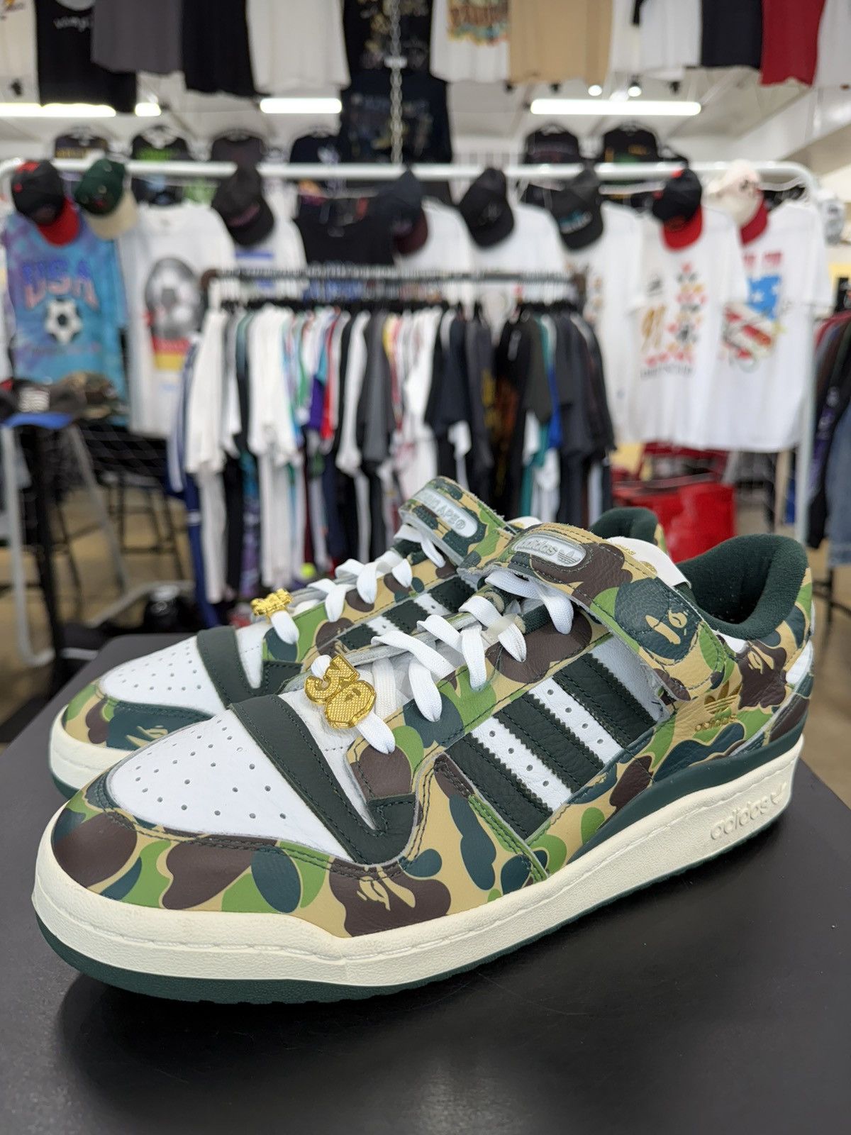 Adidas Adidas Forum 84 Low Bape 30th Camo Size 12 (2023) Size US 12 / EU 45 - 1 Thumbnail