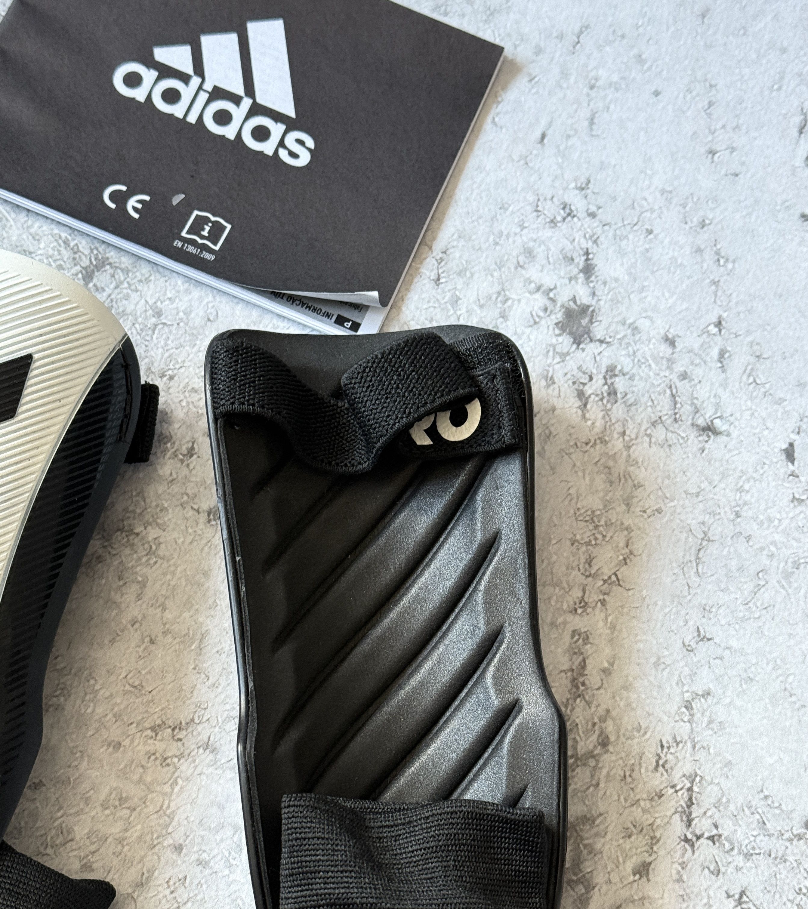 Adidas ADIDAS TIRO SG MTC Junior KIDS GI7688 FOOTBALL SOCCER Size ONE SIZE - 8 Thumbnail