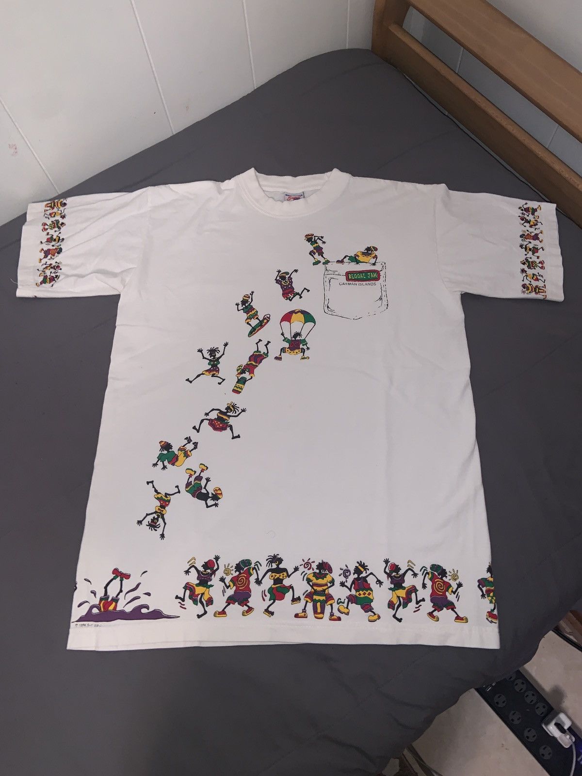 Other Vintage - 1995 Reggae Jam - Cayman Islands - Size M Size US M / EU 48-50 / 2 - 1 Thumbnail