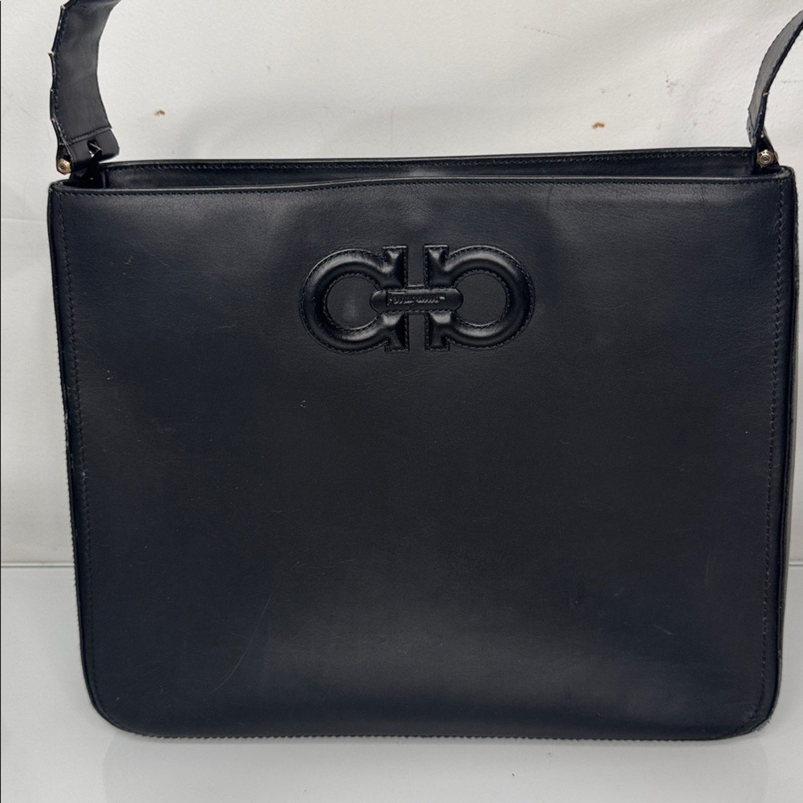 Salvatore Ferragamo Salvatore Ferragamo Black Leather Shoulder Bag Size ONE SIZE - 1 Thumbnail