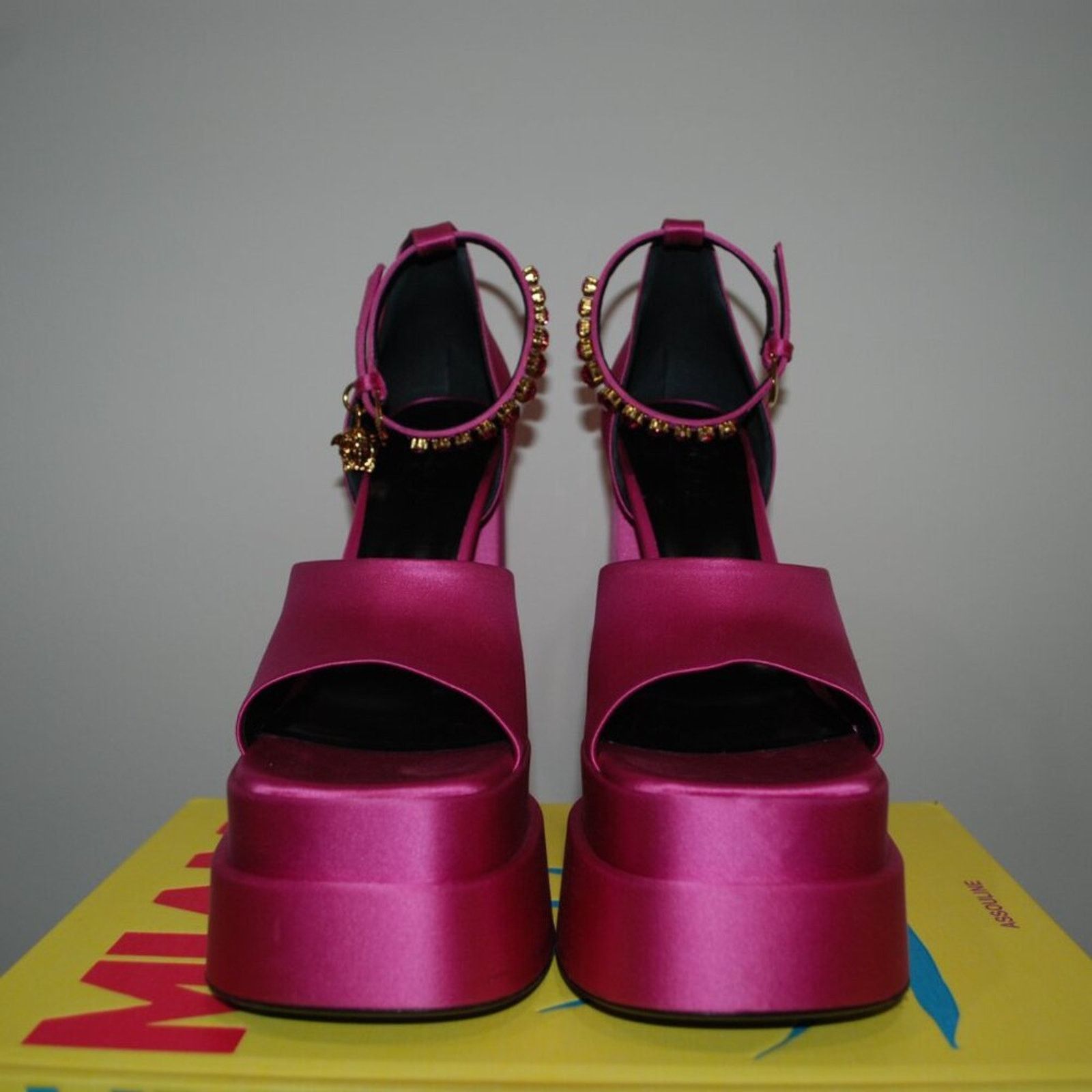 Versace Versace Medusa Head charm platform sandals IT40 Size US 10 / IT 40 - 8 Thumbnail