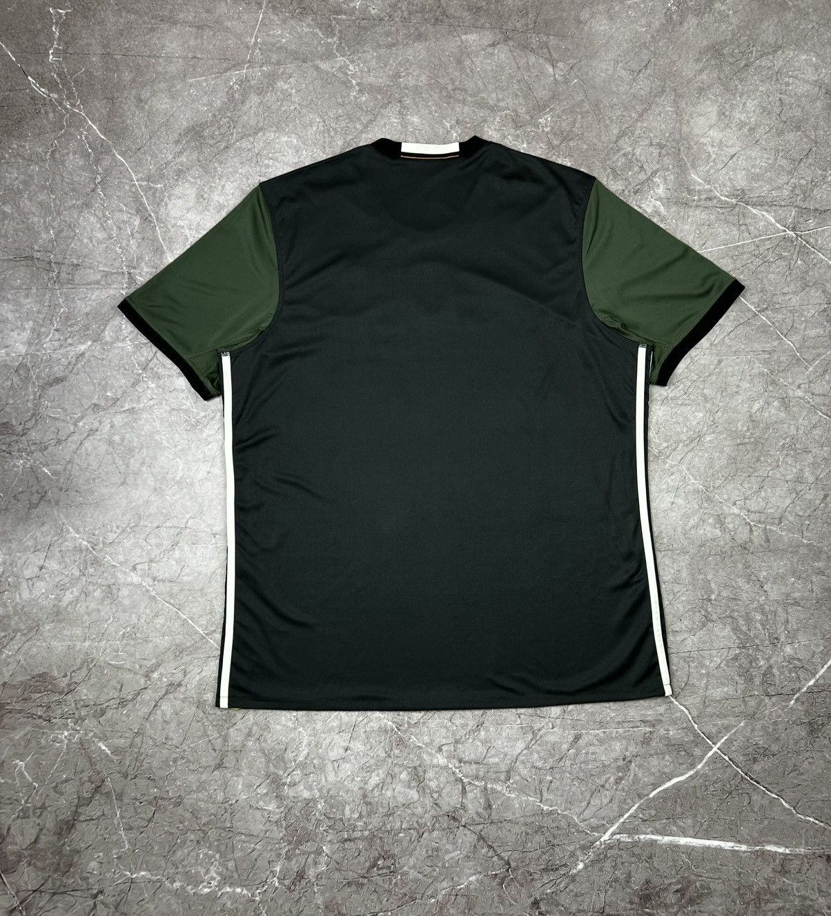 Adidas × Vintage Adidas Germany FIFA 2014 Reversible Soccer Jersey Kit Warmup Size US XL / EU 56 / 4 - 8 Thumbnail