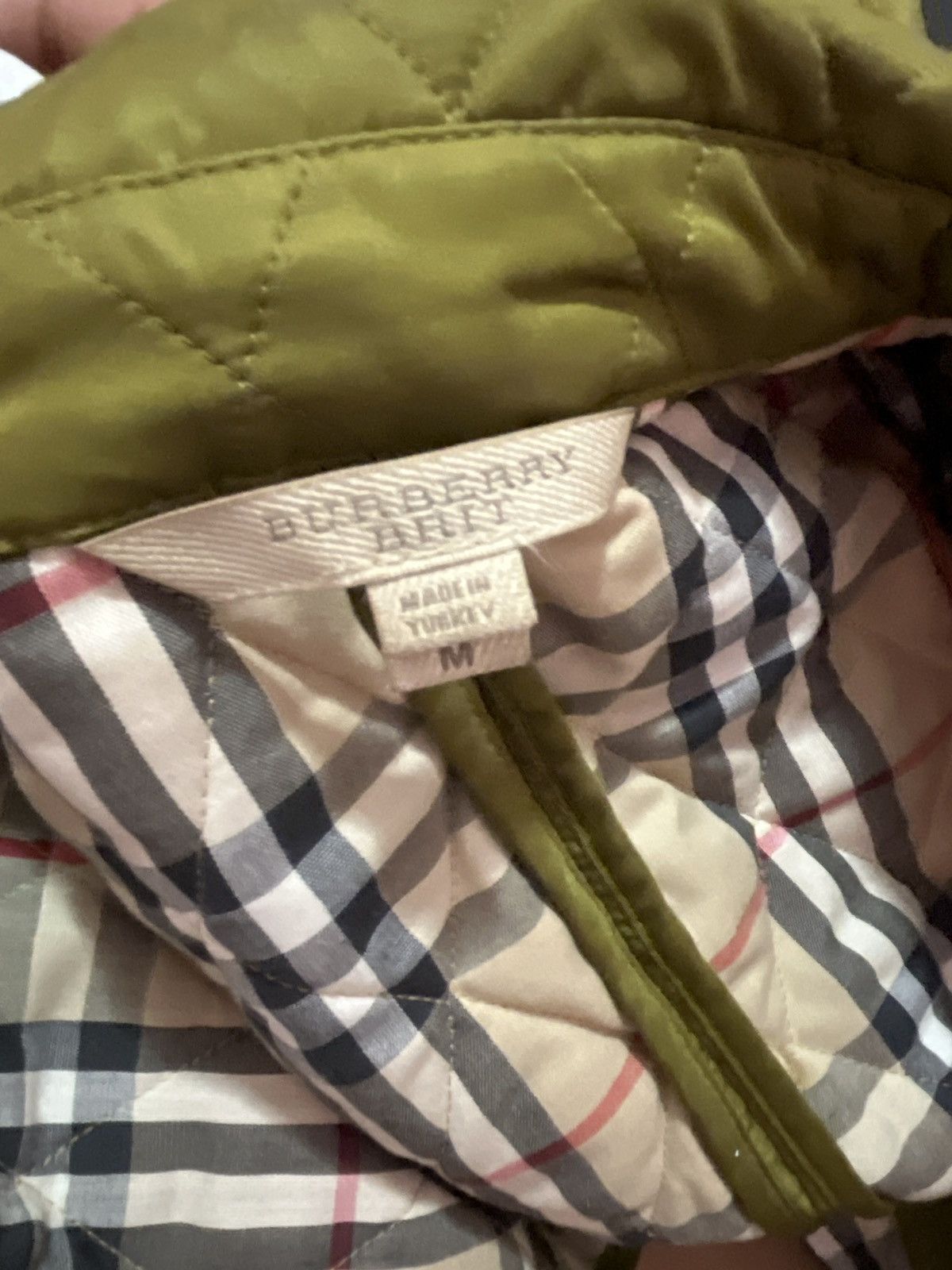 Burberry Burberry diamond quilted jacket Size M / US 6-8 / IT 42-44 - 4 Thumbnail