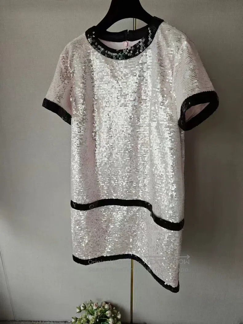 Chanel Chanel White sequined dress Size XS / US 0-2 / IT 36-38 - 1 Thumbnail